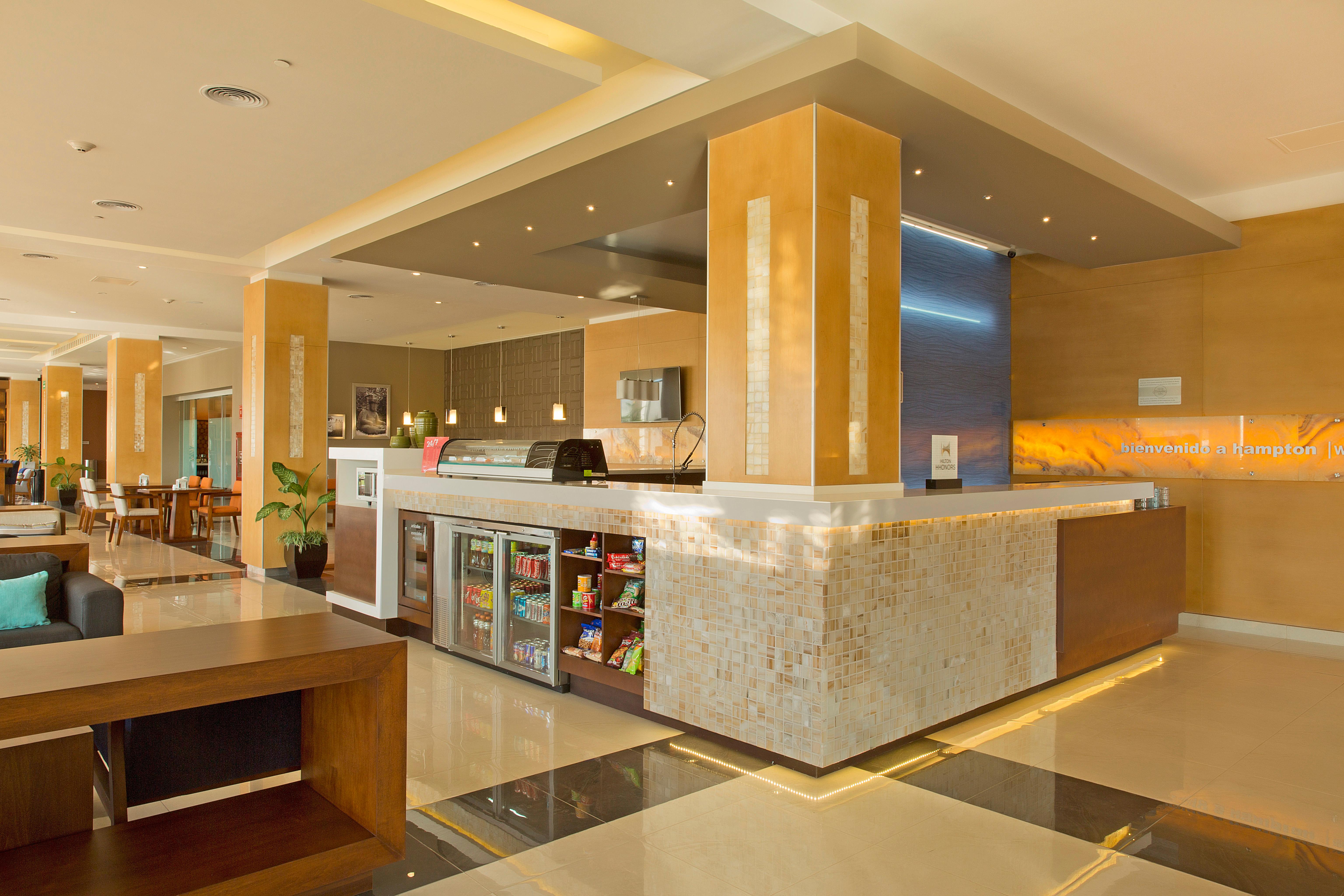 Hampton Inn & Suites by Hilton Paraiso