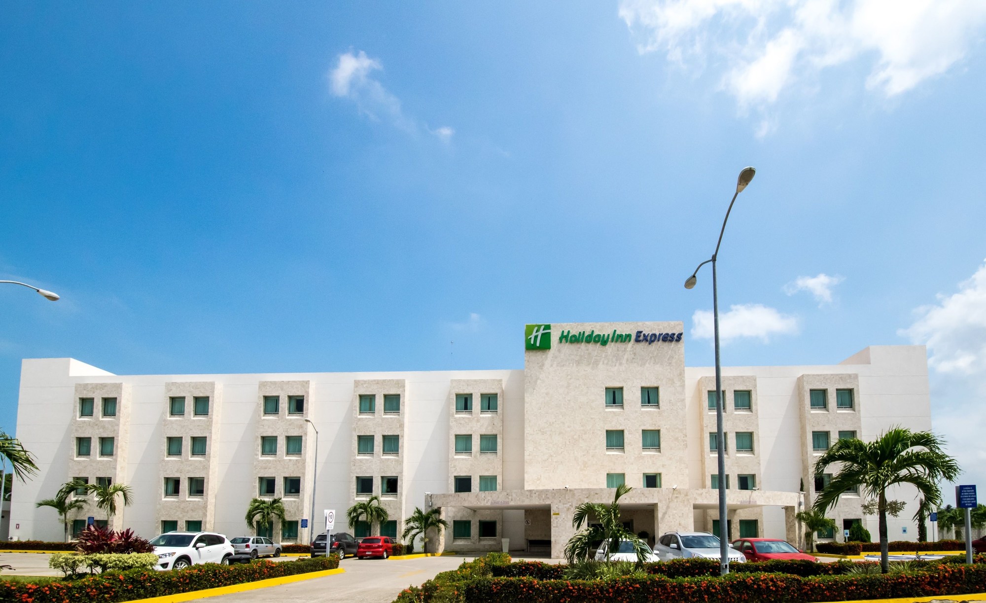 Holiday Inn Express Paraiso Dos Bocas