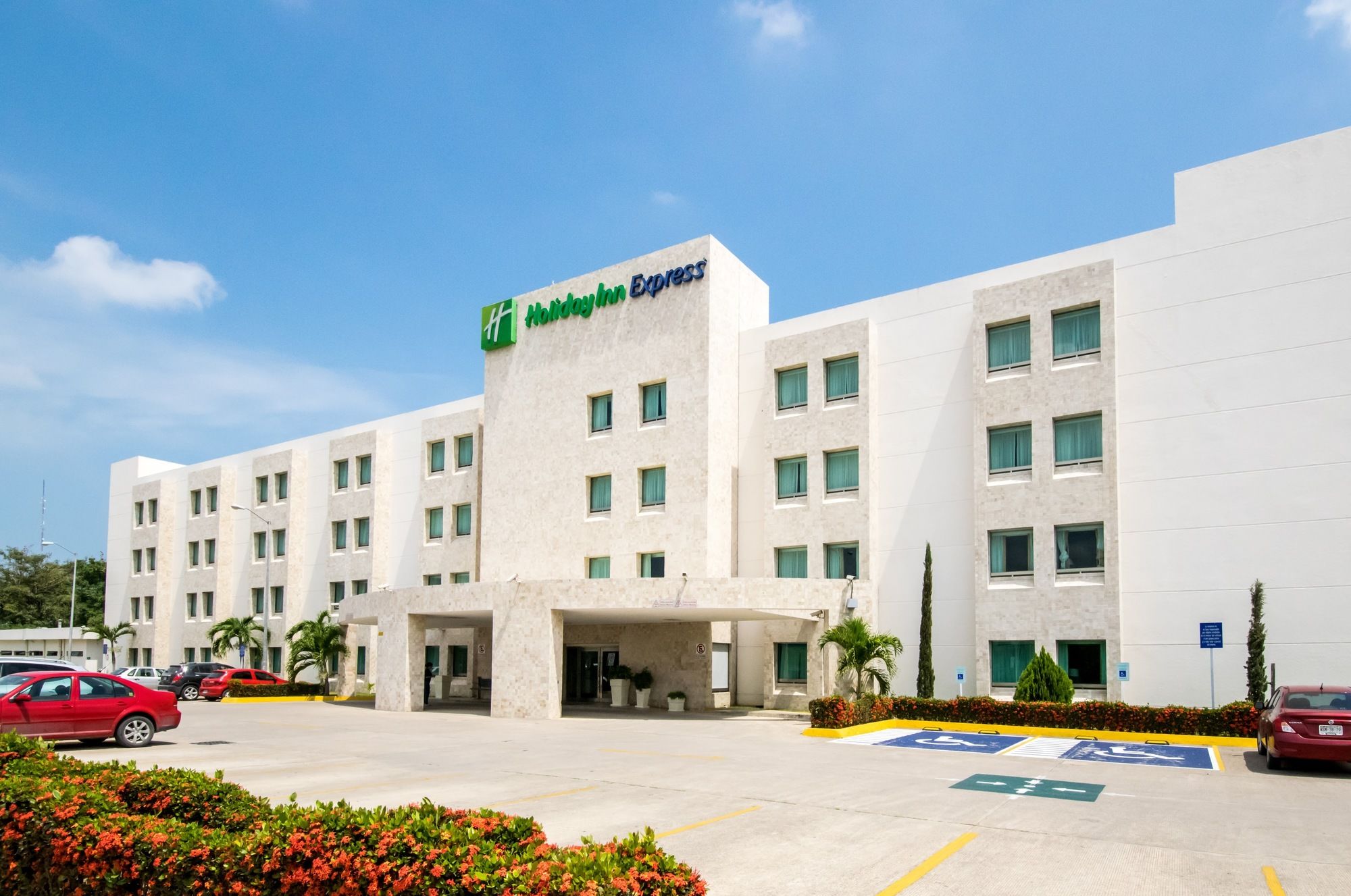 Holiday Inn Express Paraiso Dos Bocas
