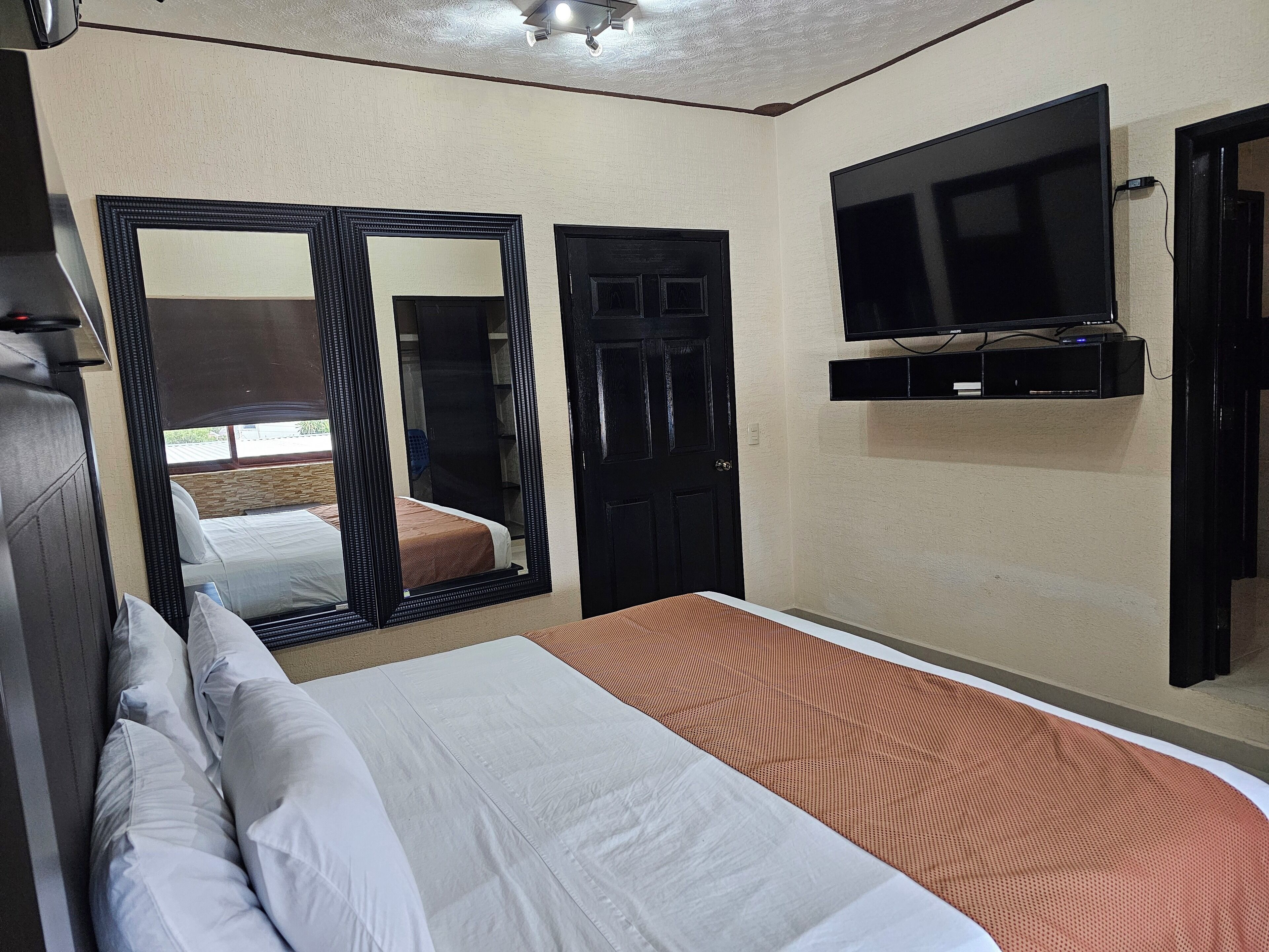 Hotel Yaakun Yaab