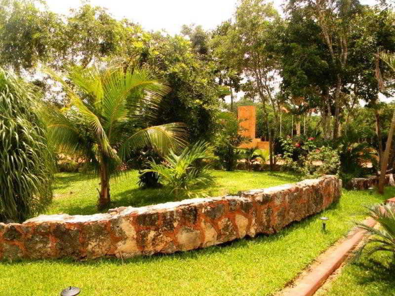 Real Mayab Hotel & Bungalows