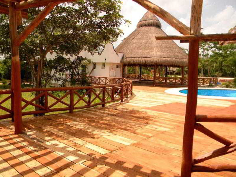 Real Mayab Hotel & Bungalows