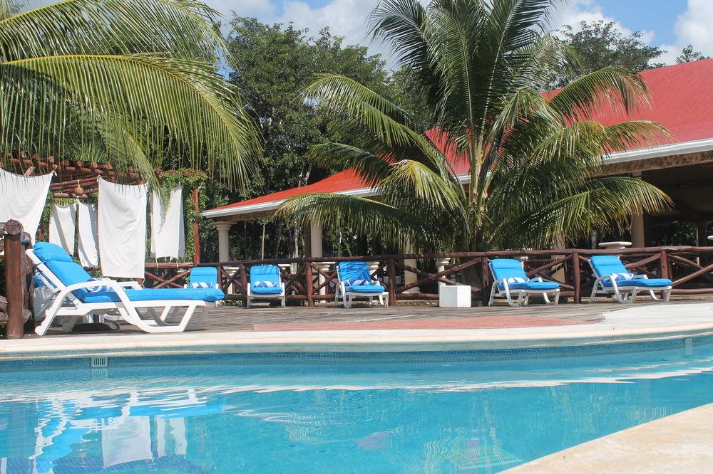 Real Mayab Hotel & Bungalows