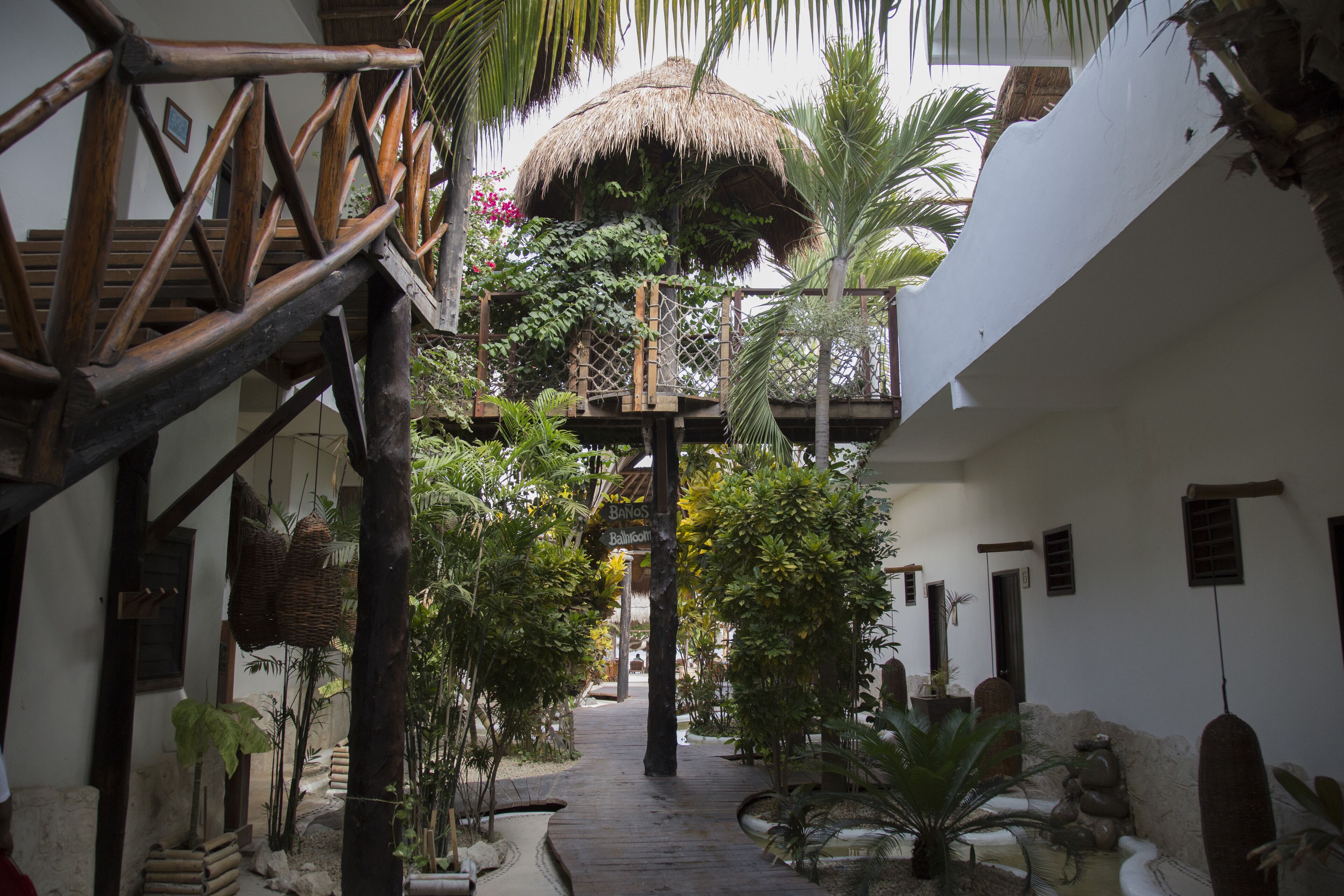 40 Canones Hotel