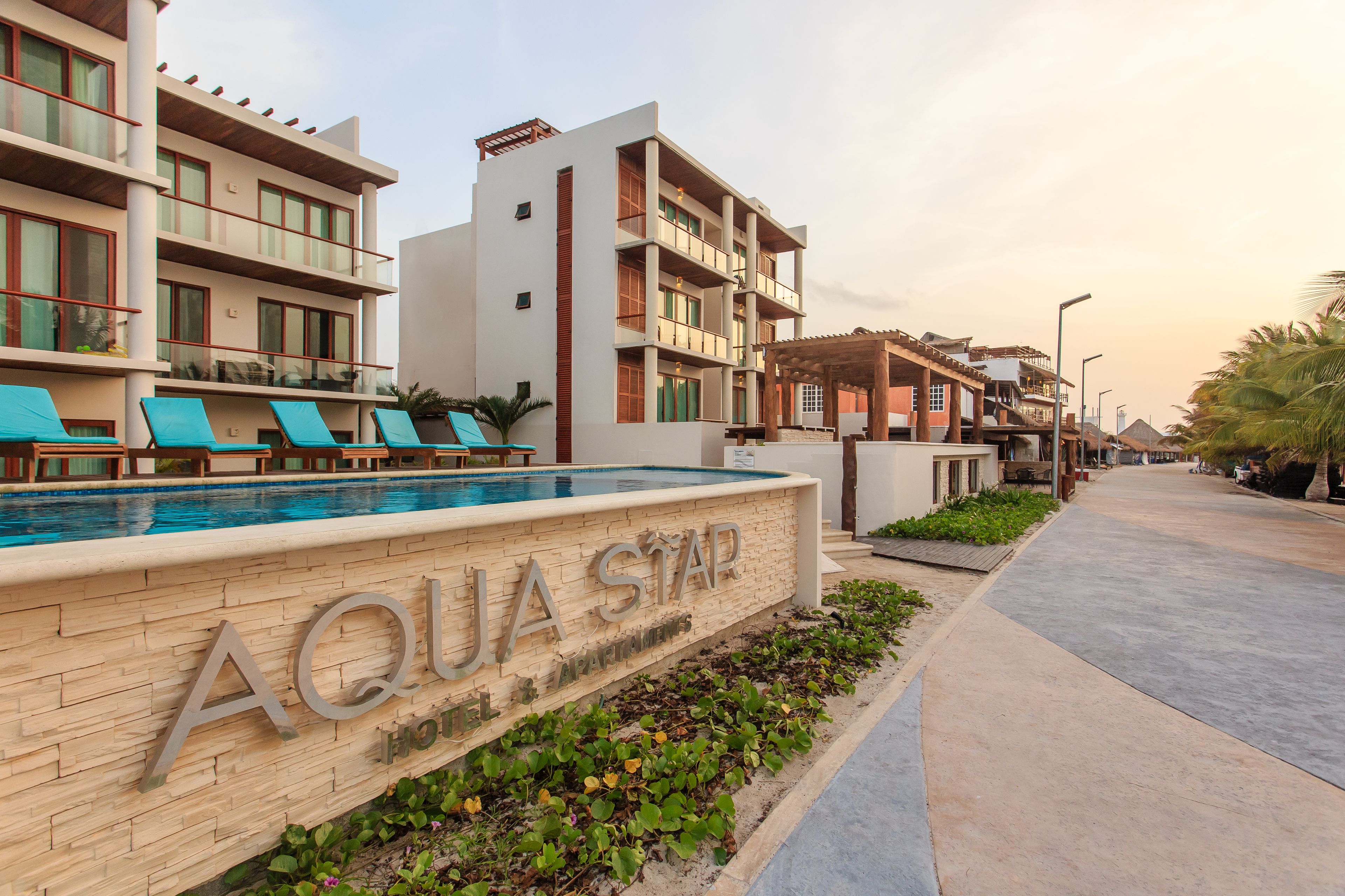 Aquastar Unique Hotel & Apartments