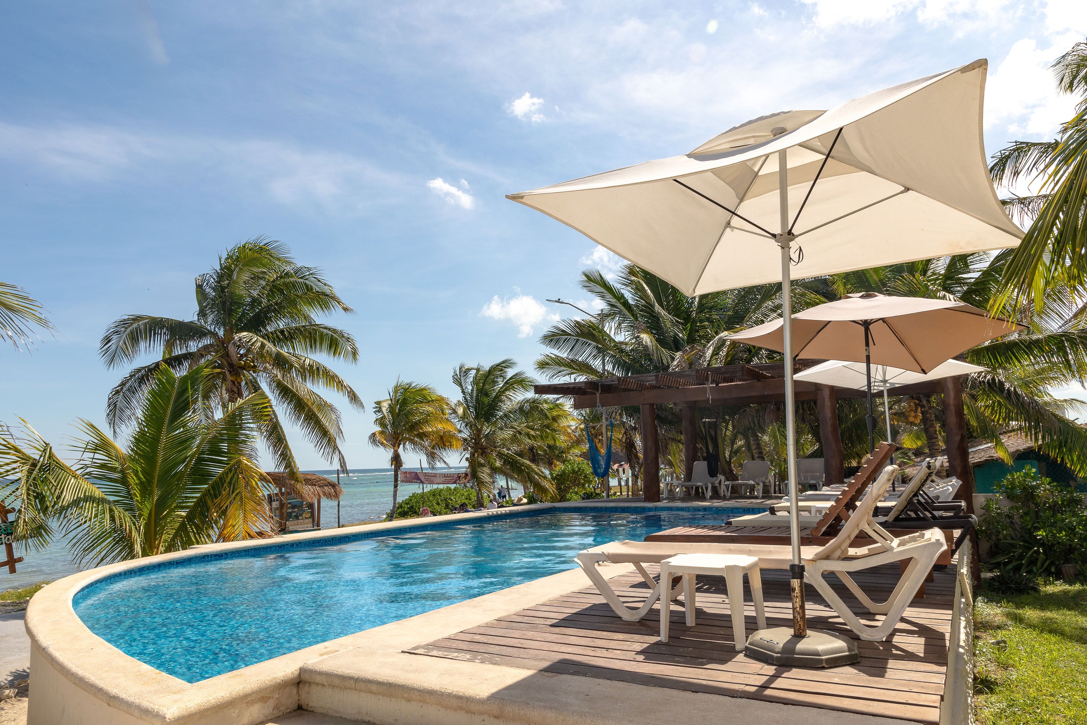 Aquastar Unique Hotel & Apartments