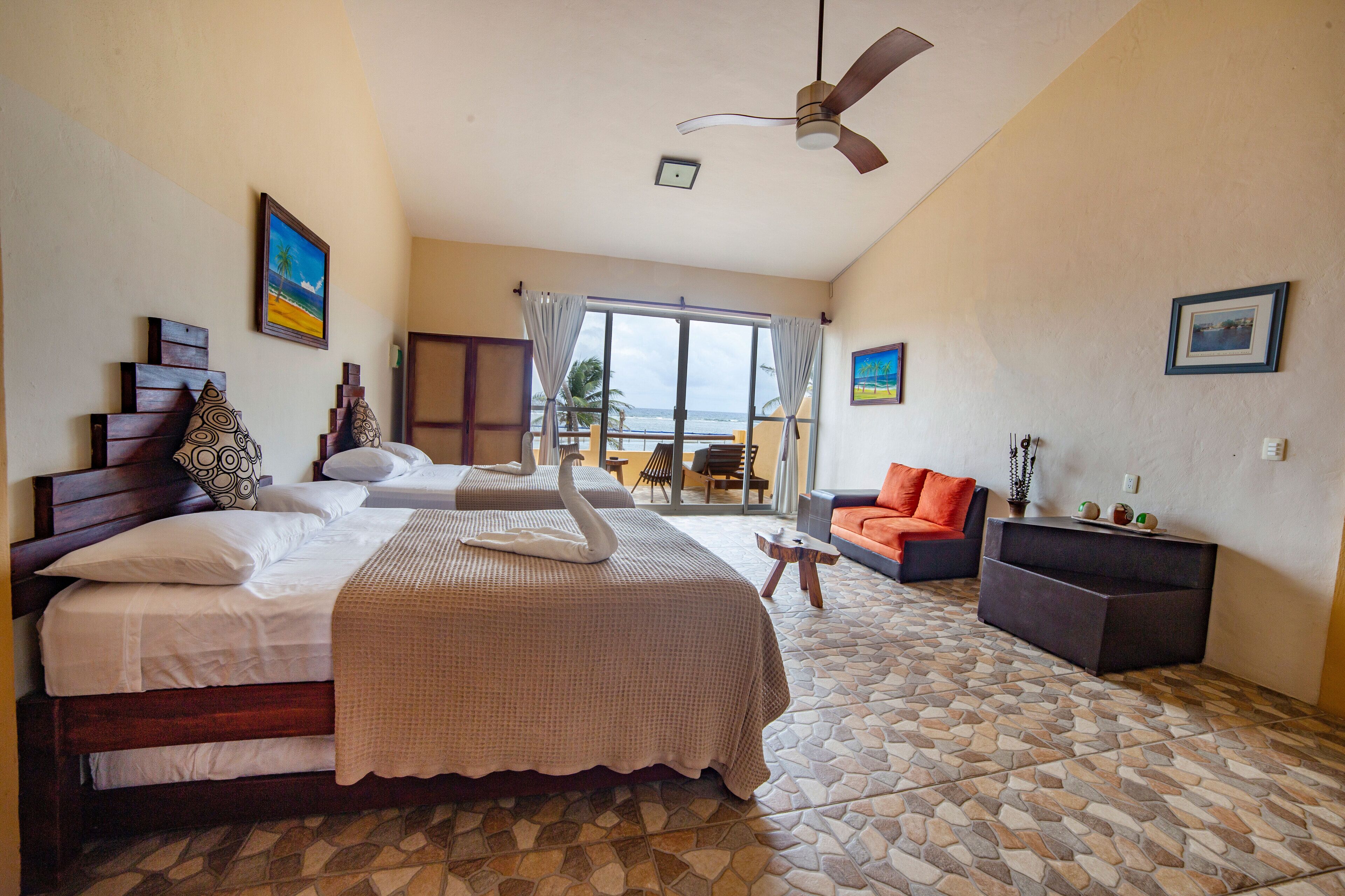 Mahasand Hotel & Hostel