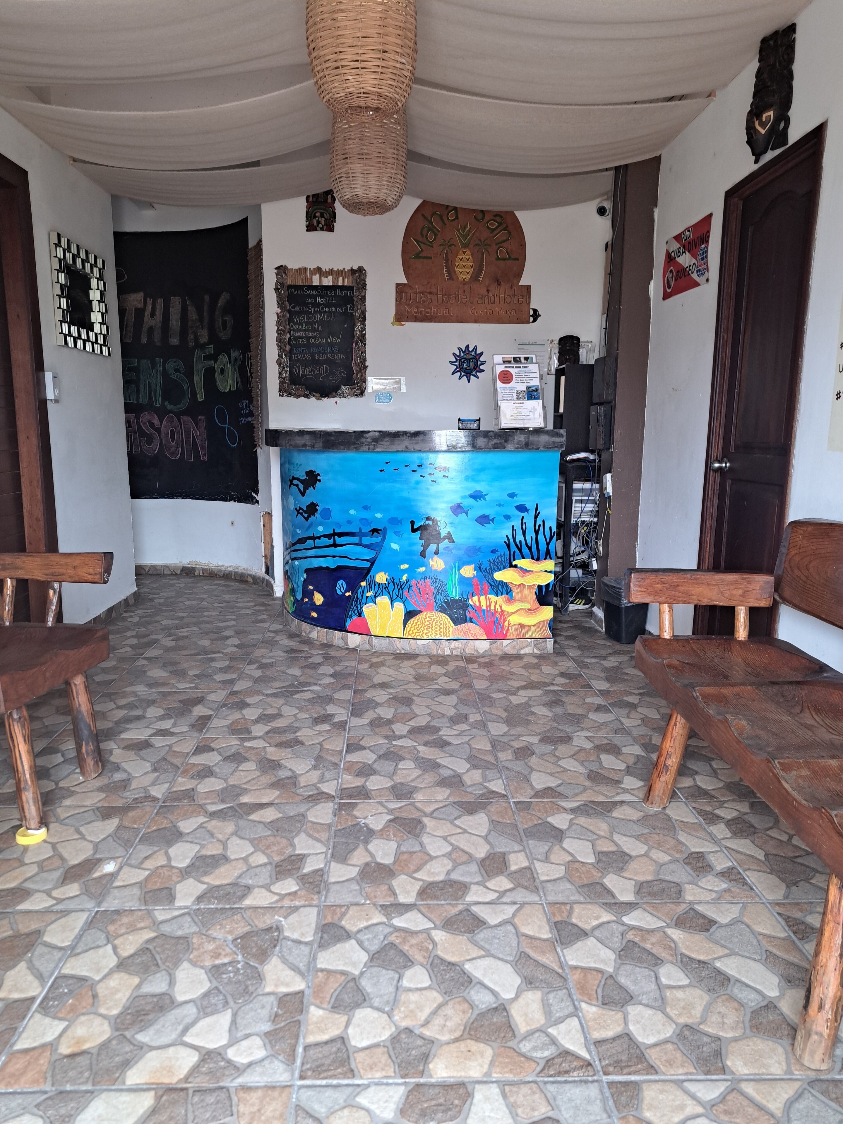 Mahasand Hotel & Hostel