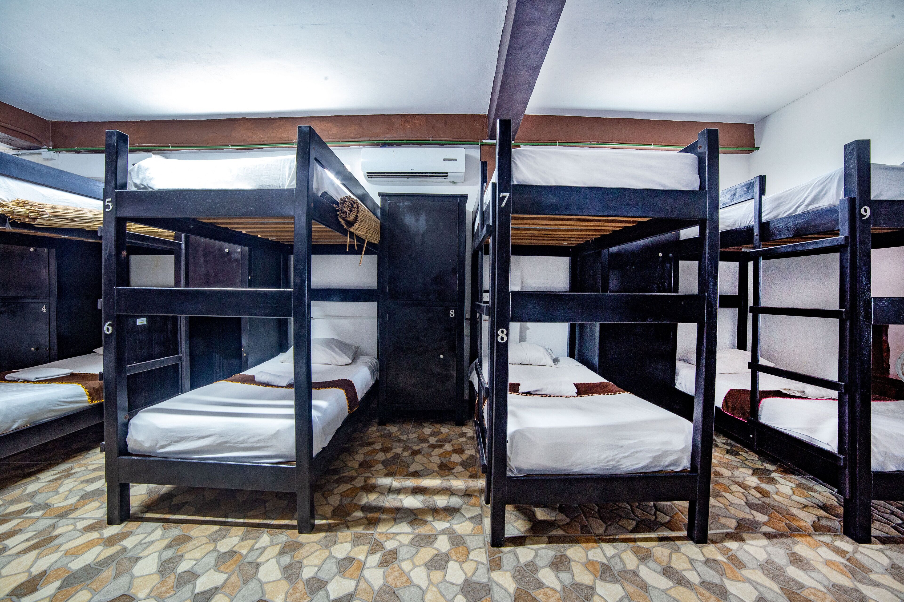 Mahasand Hotel & Hostel