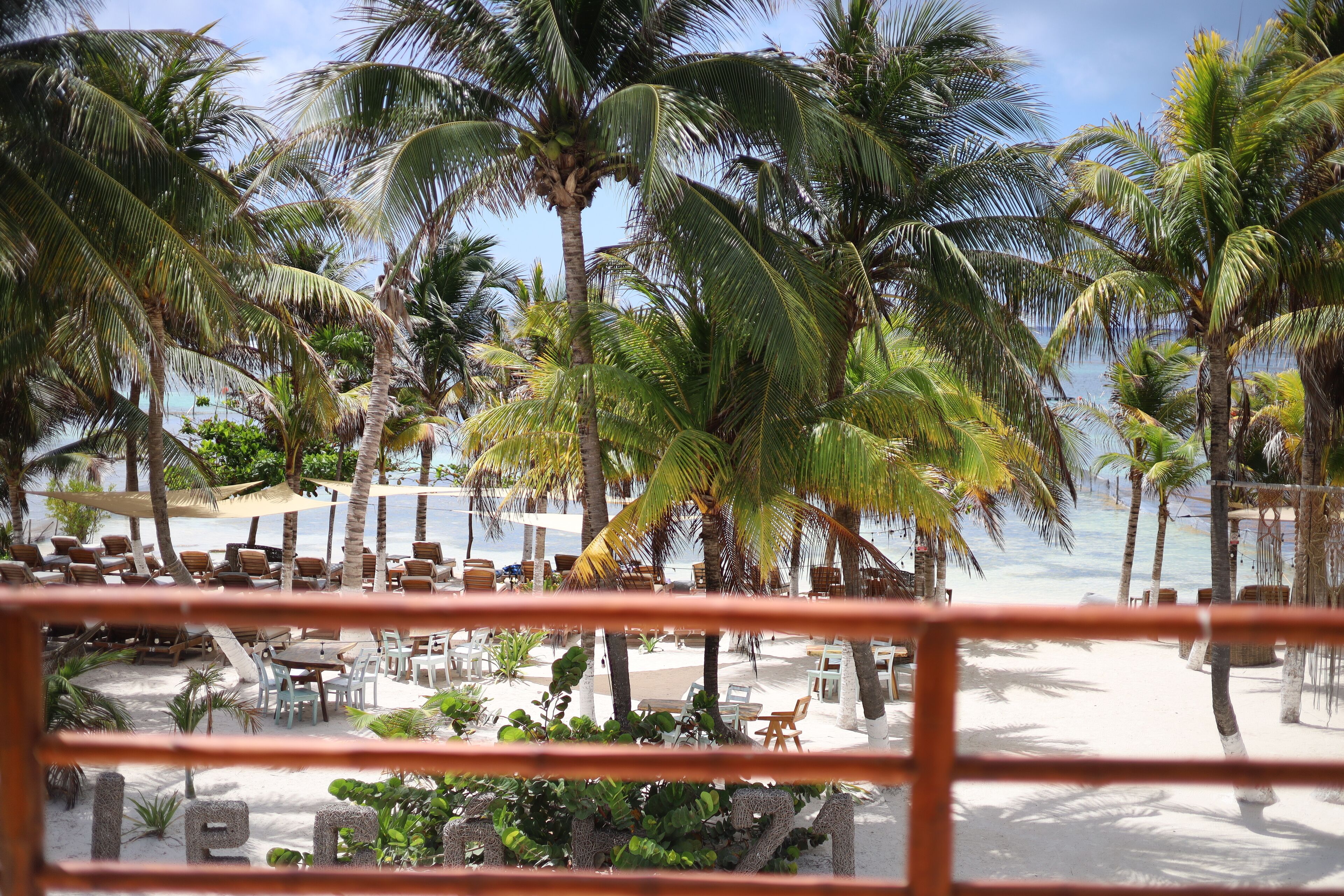 Noah Beach Hotel & Suites