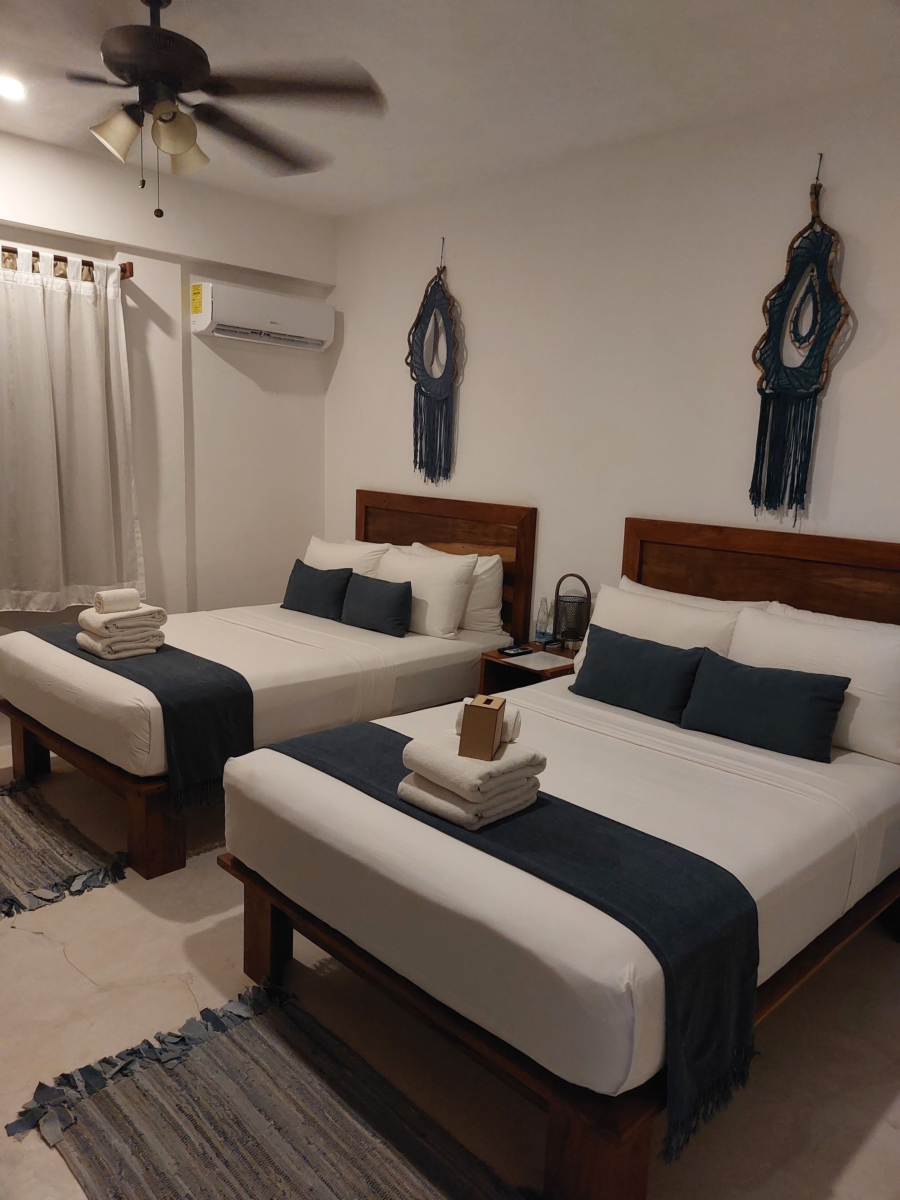 Noah Beach Hotel & Suites