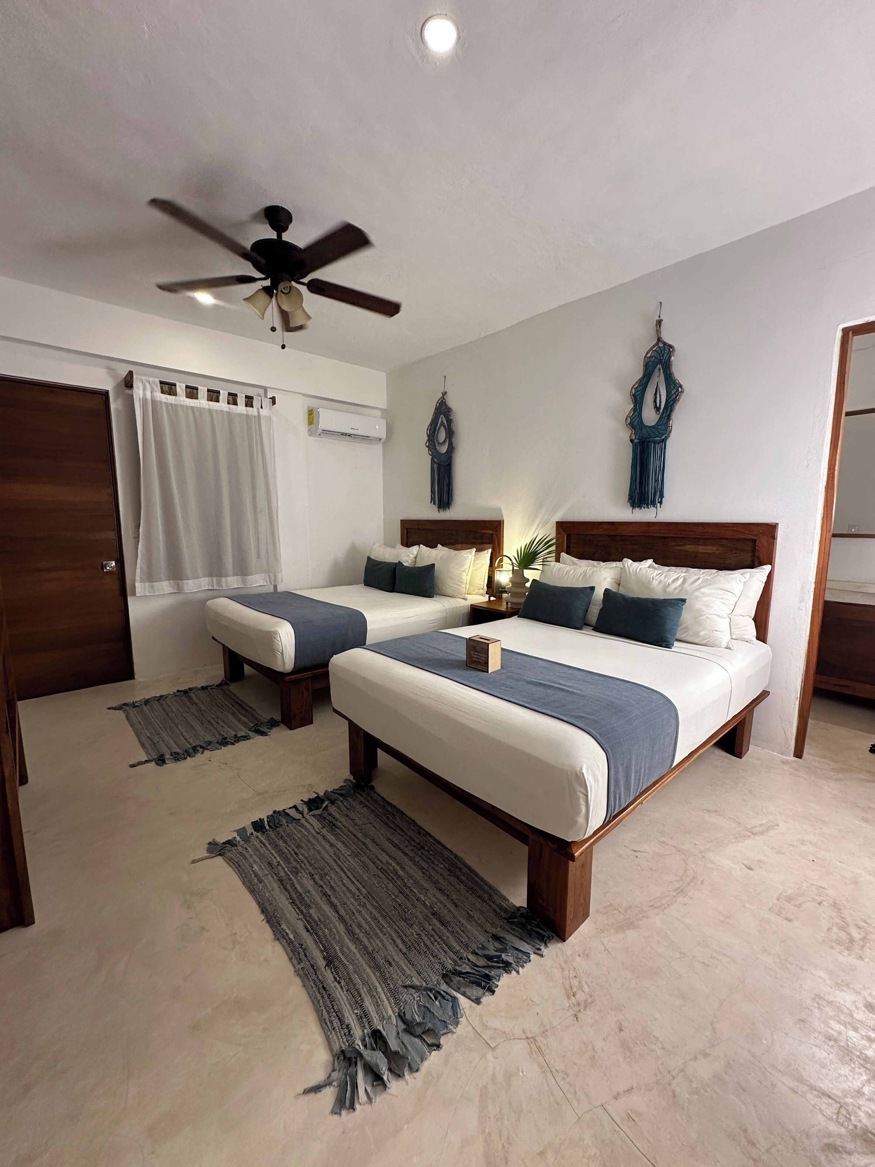 Noah Beach Hotel & Suites