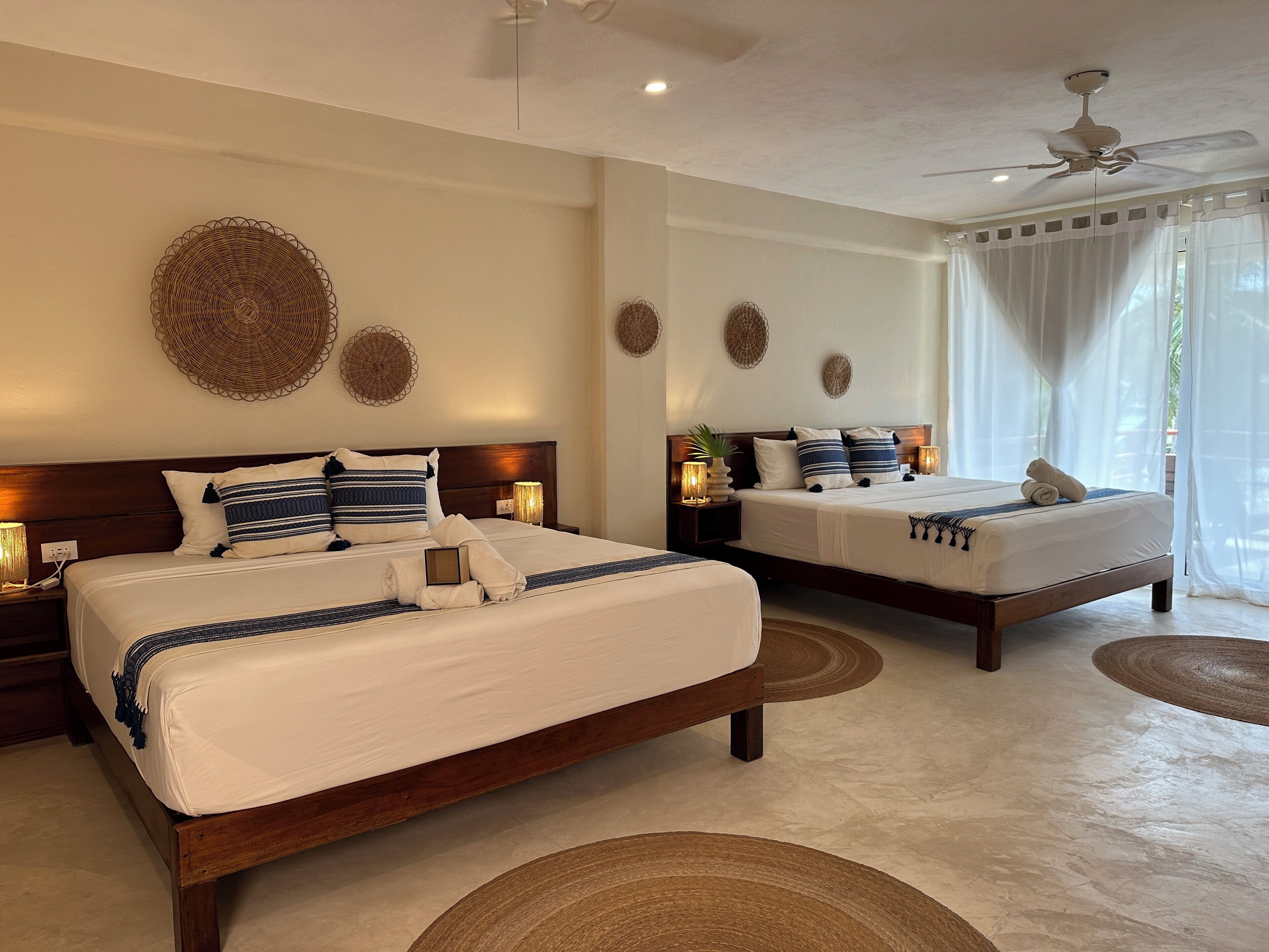 Noah Beach Hotel & Suites