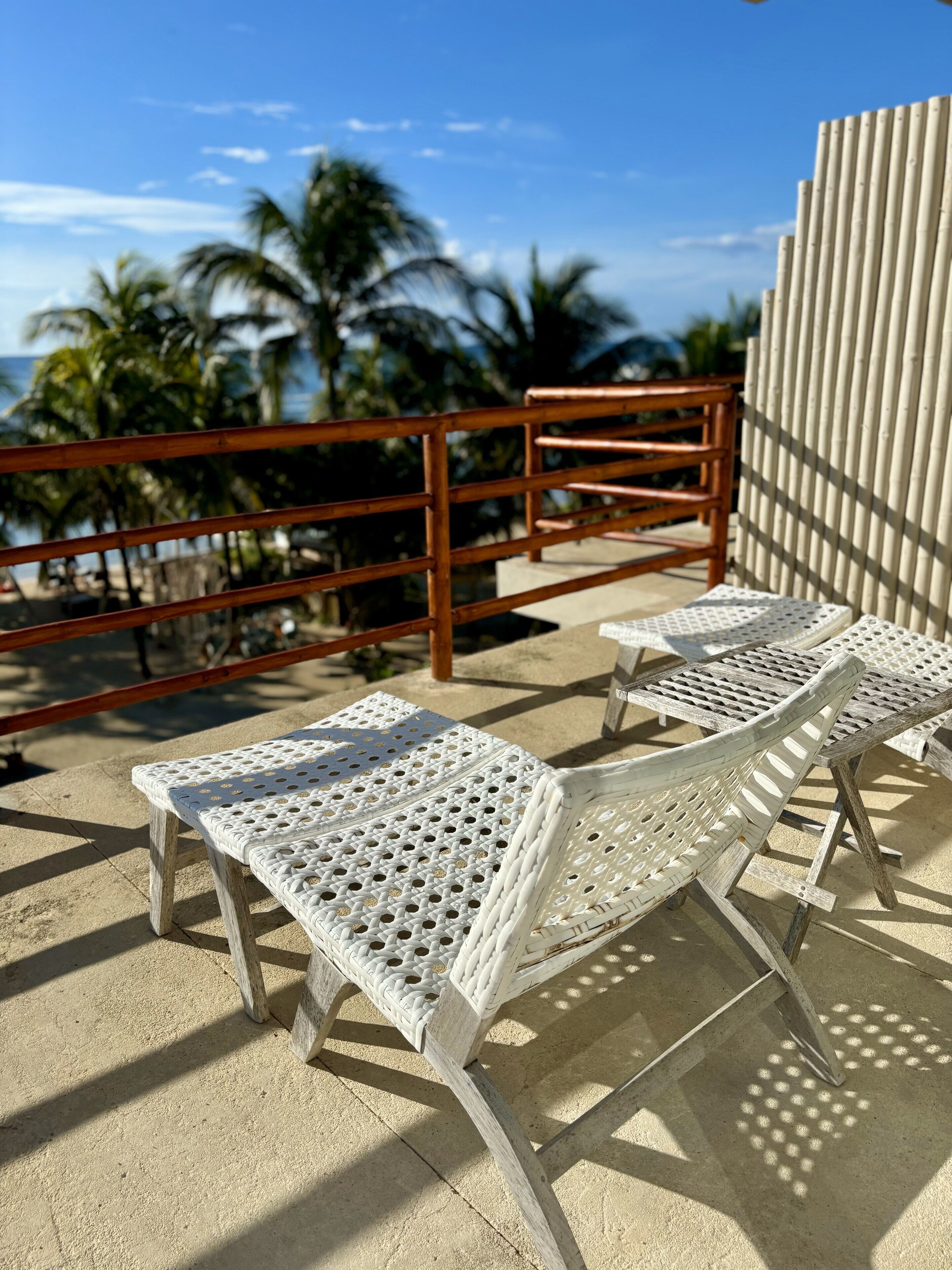 Noah Beach Hotel & Suites
