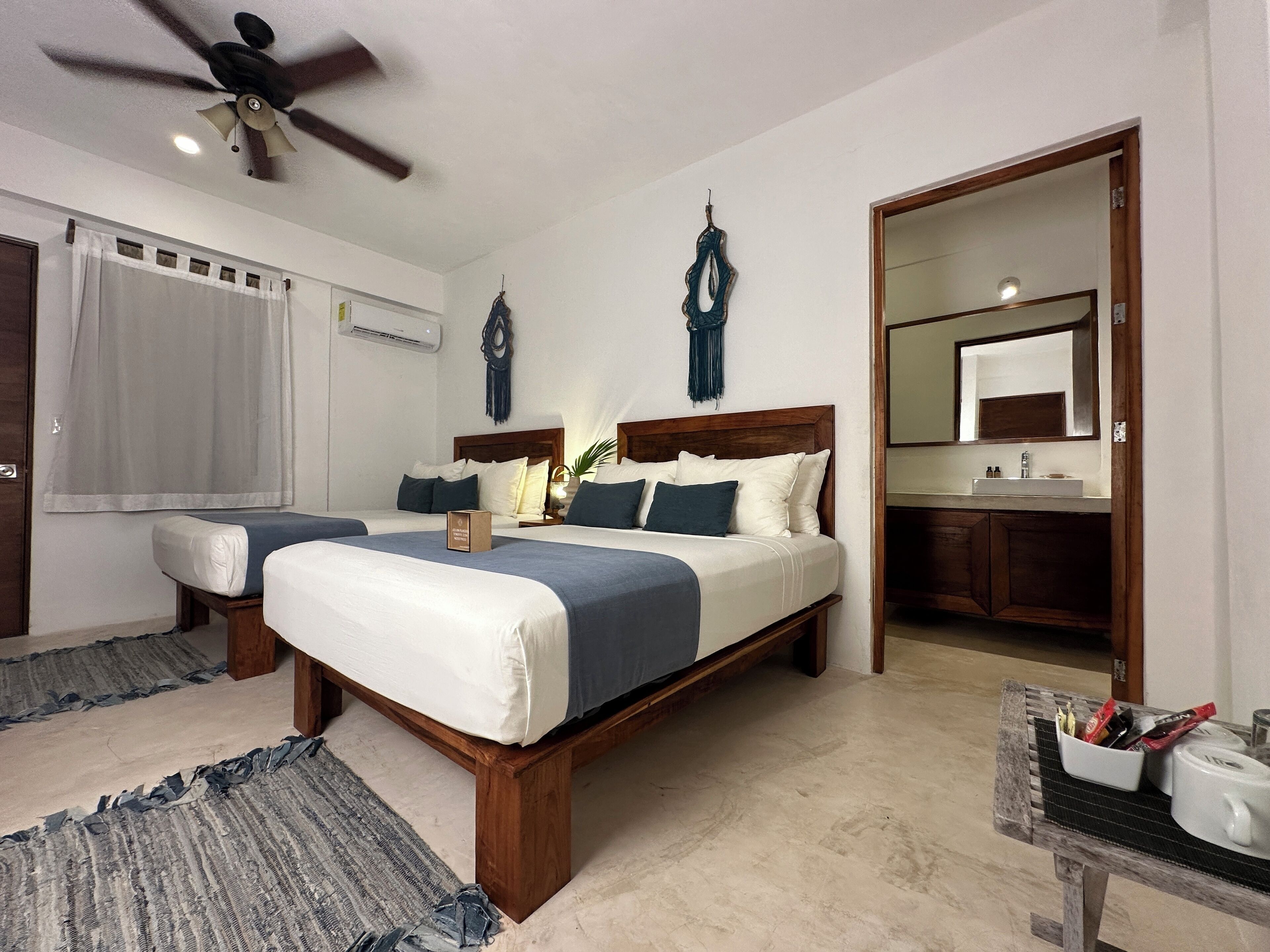 Noah Beach Hotel & Suites