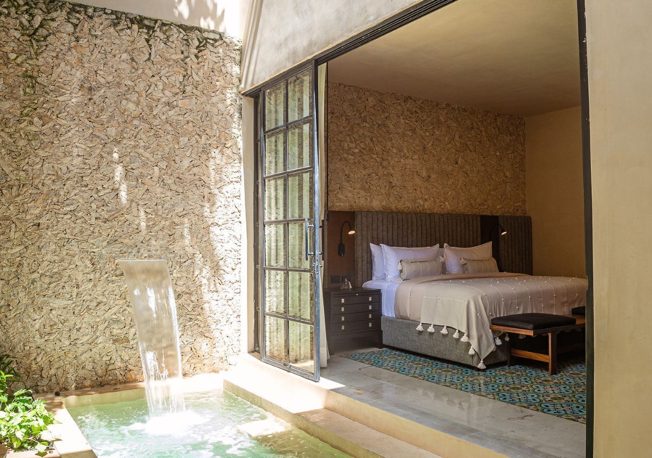Adoro Hotel Boutique