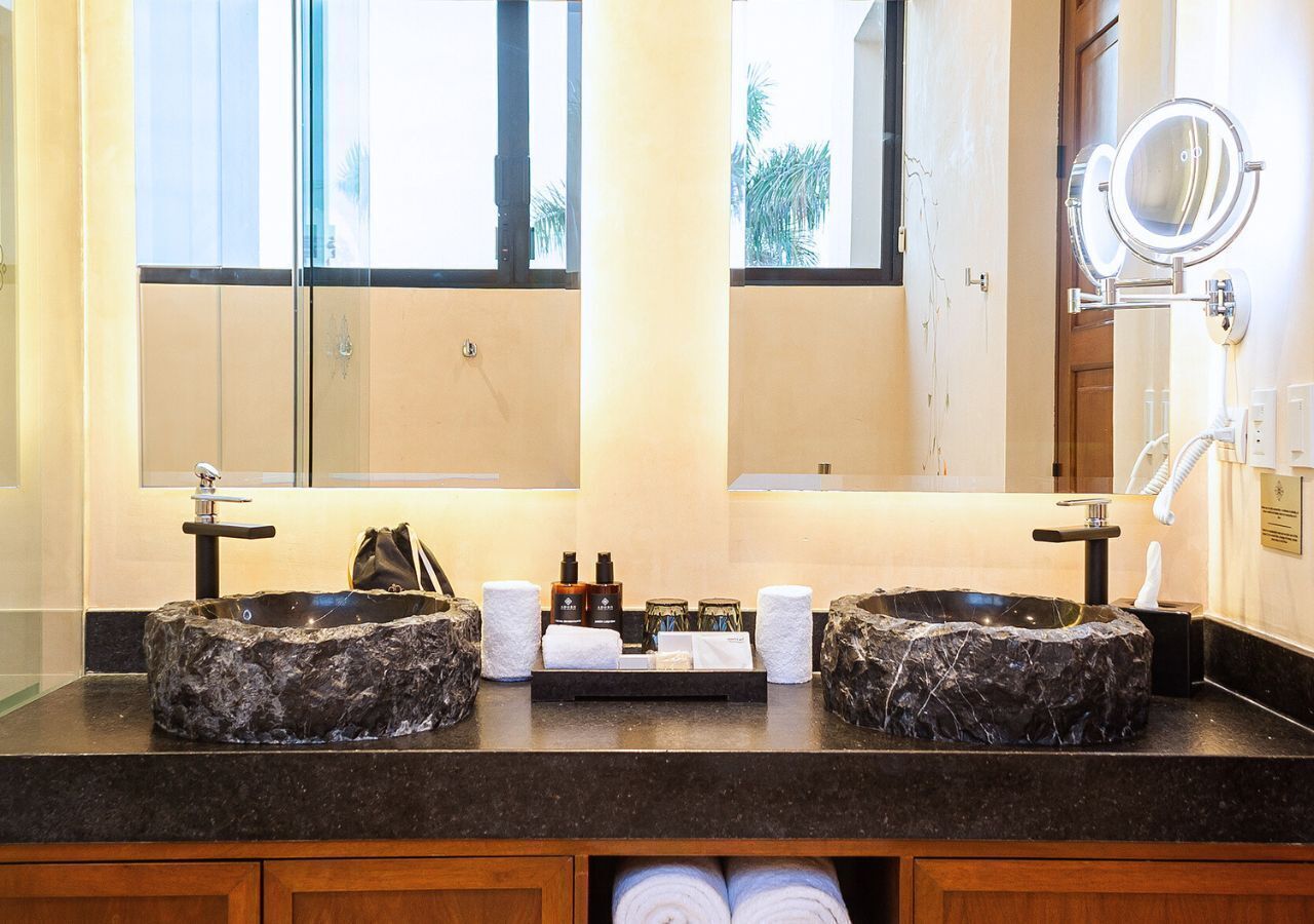 Adoro Hotel Boutique