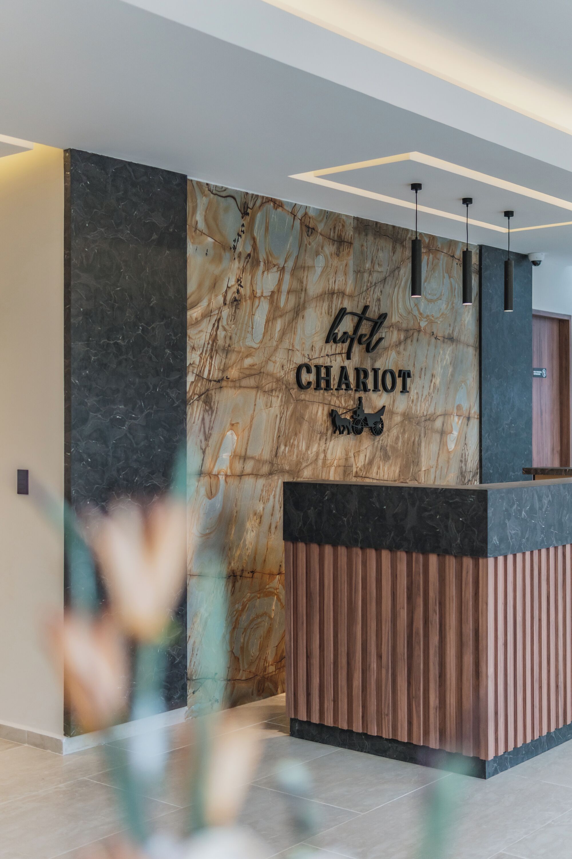 Hotel Chariot