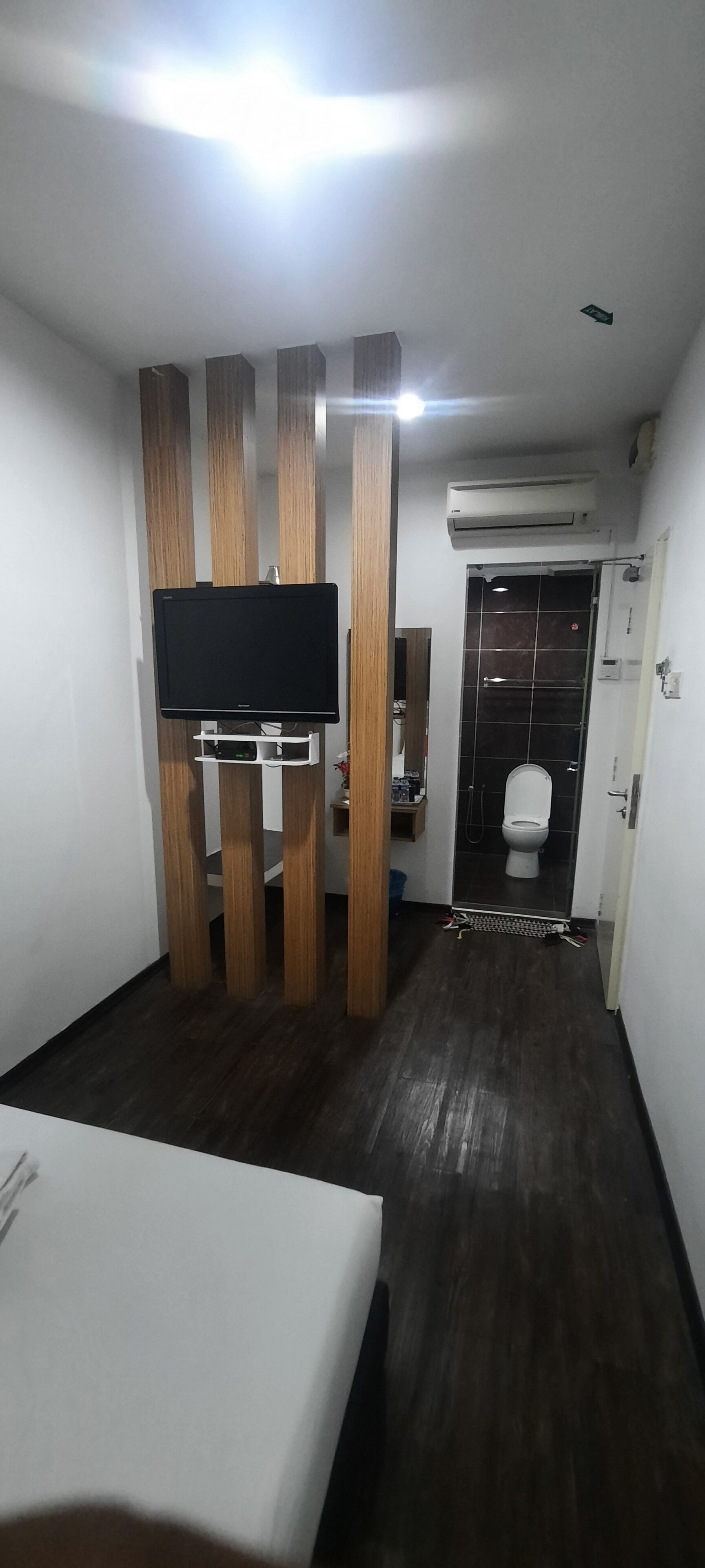 Rg Hotel by OYO