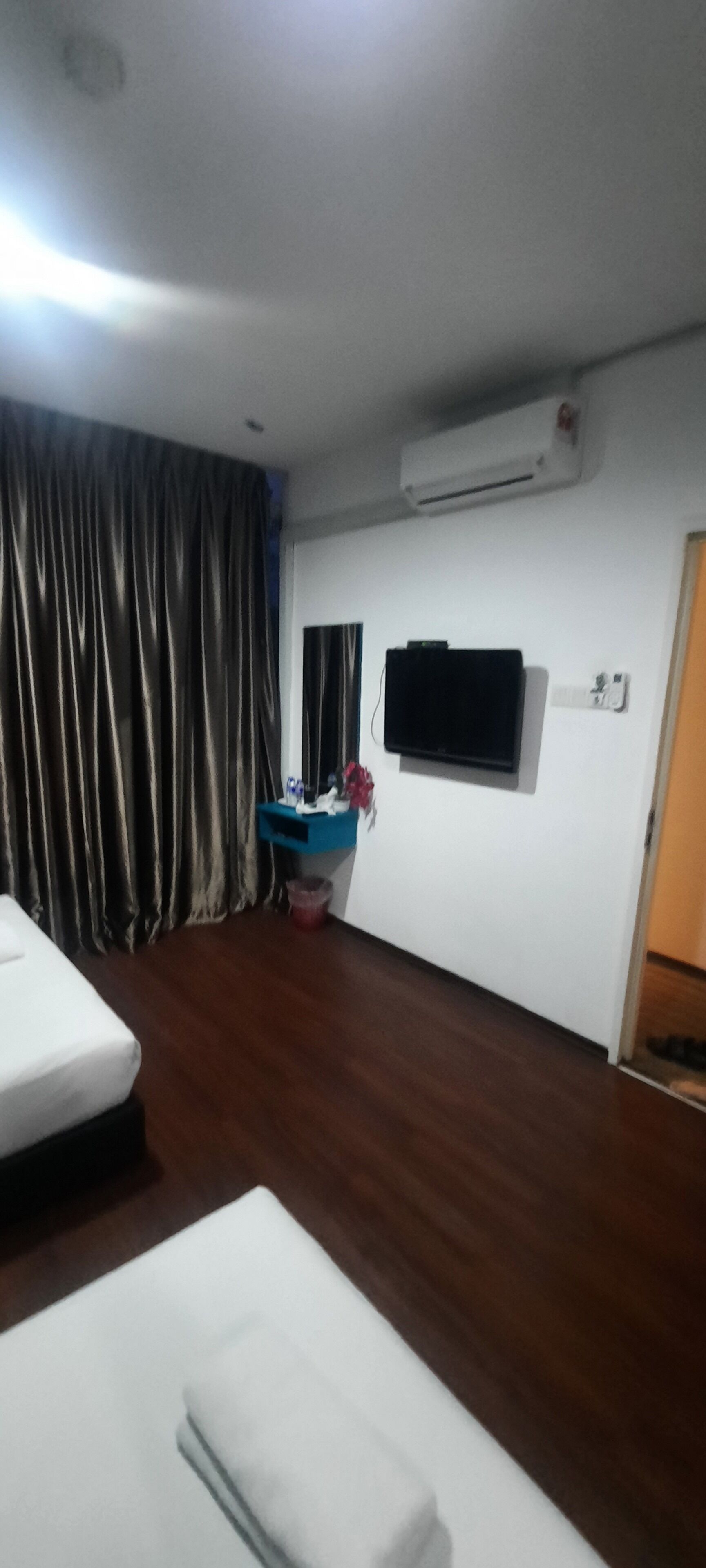 Rg Hotel by OYO