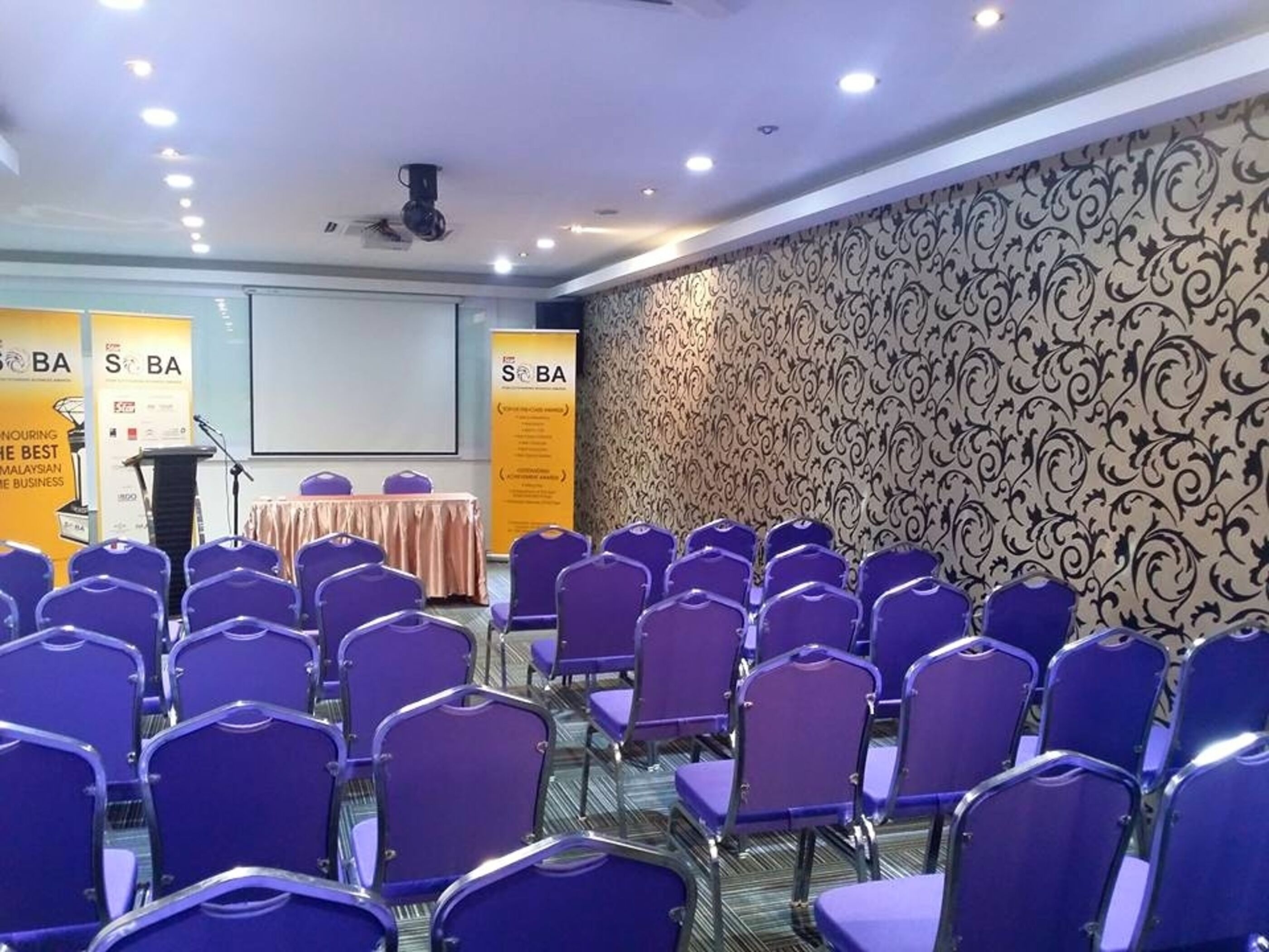 Biz Hotel