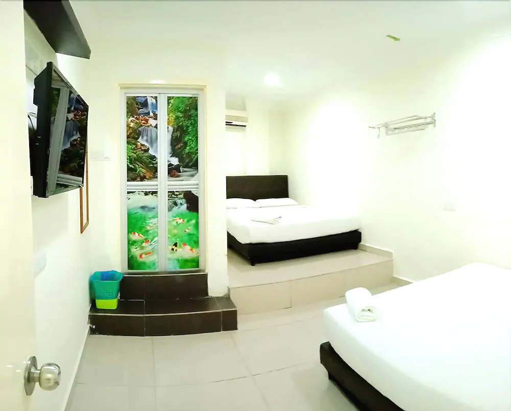 Cattleya Glory Hotel