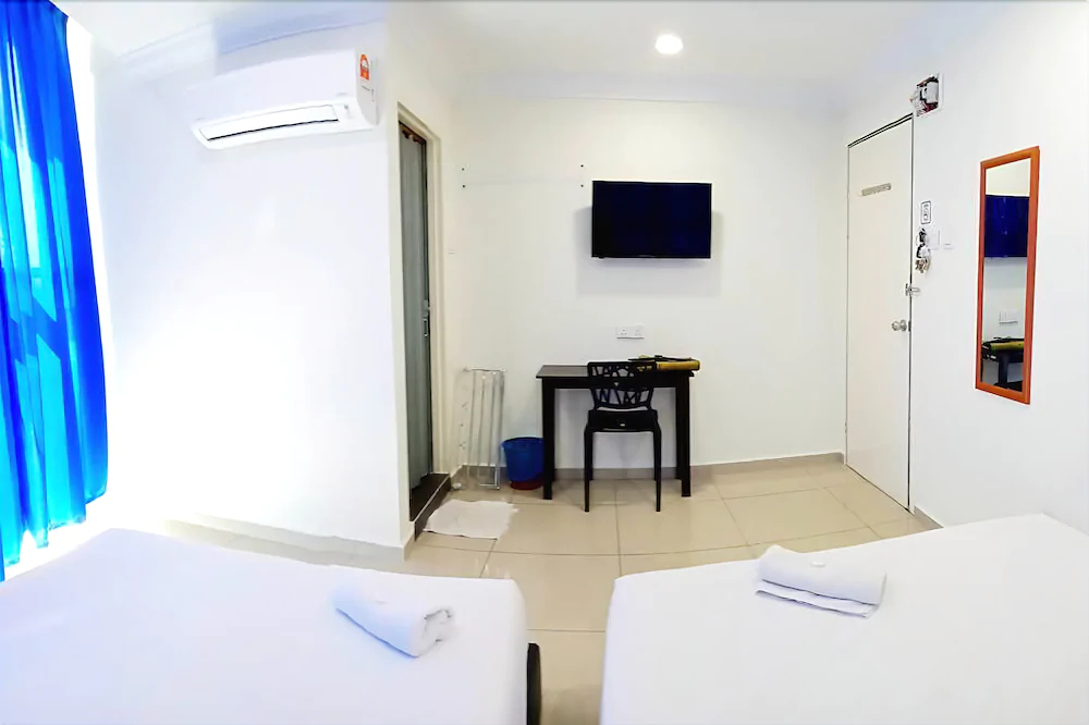 Cattleya Glory Hotel