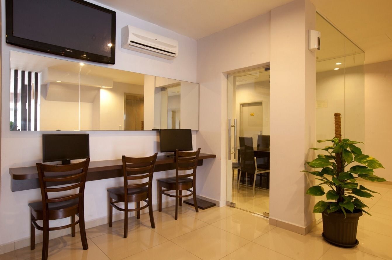 CIQ Hotel