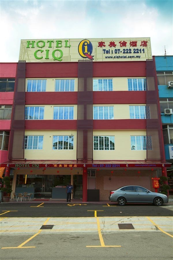 CIQ Hotel