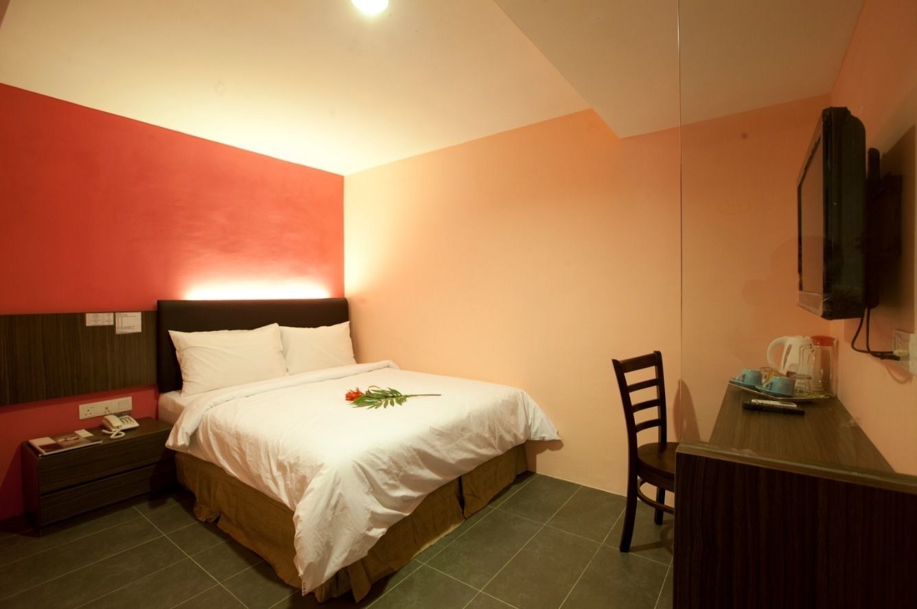 CIQ Hotel