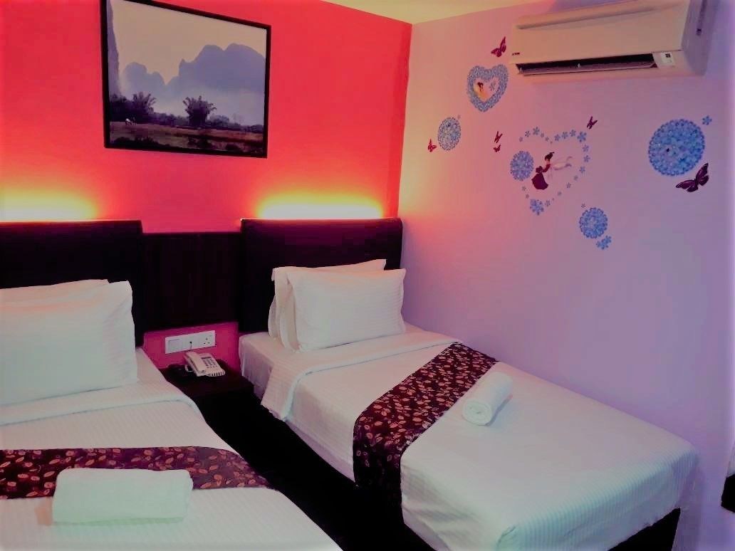 CIQ Hotel