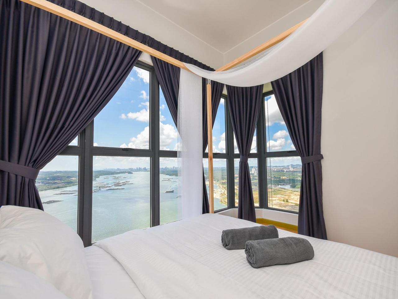 Country Garden Danga Bay by Nest Home
