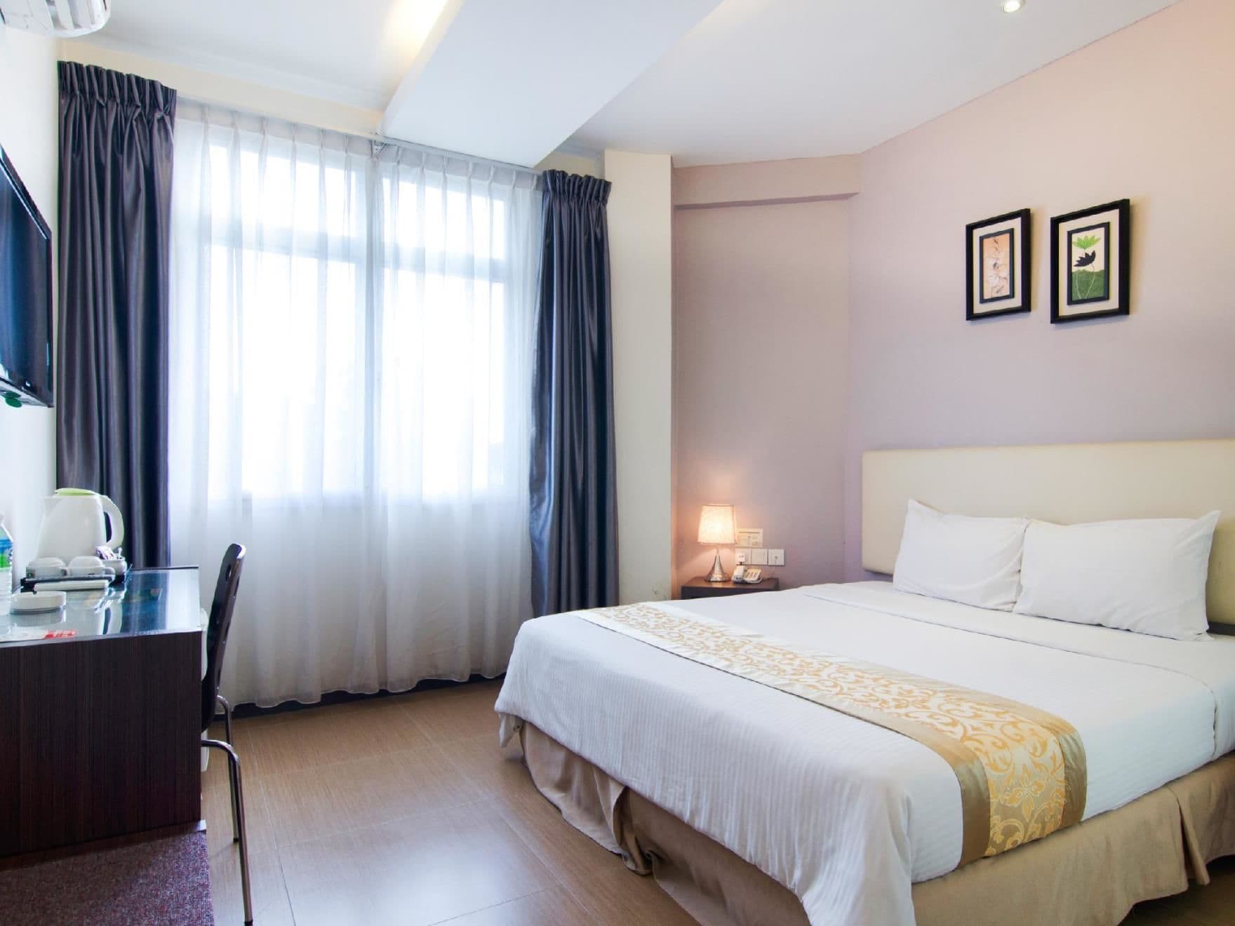 Eight Days Boutique Hotel - Mount Austin
