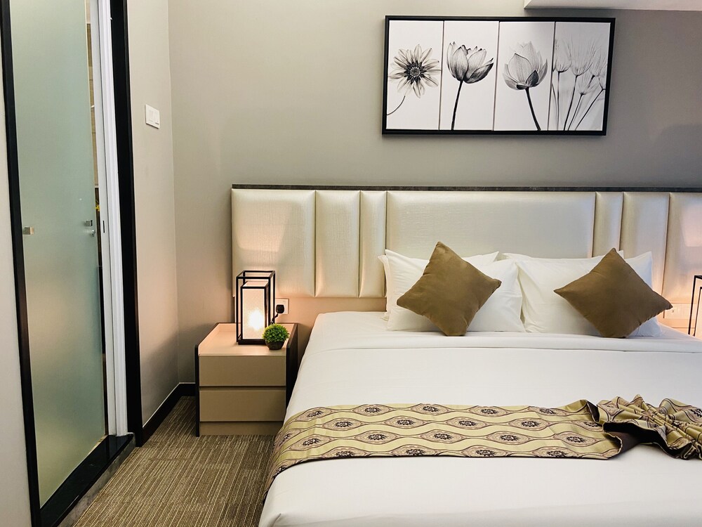 Glex Hotel Signature JB