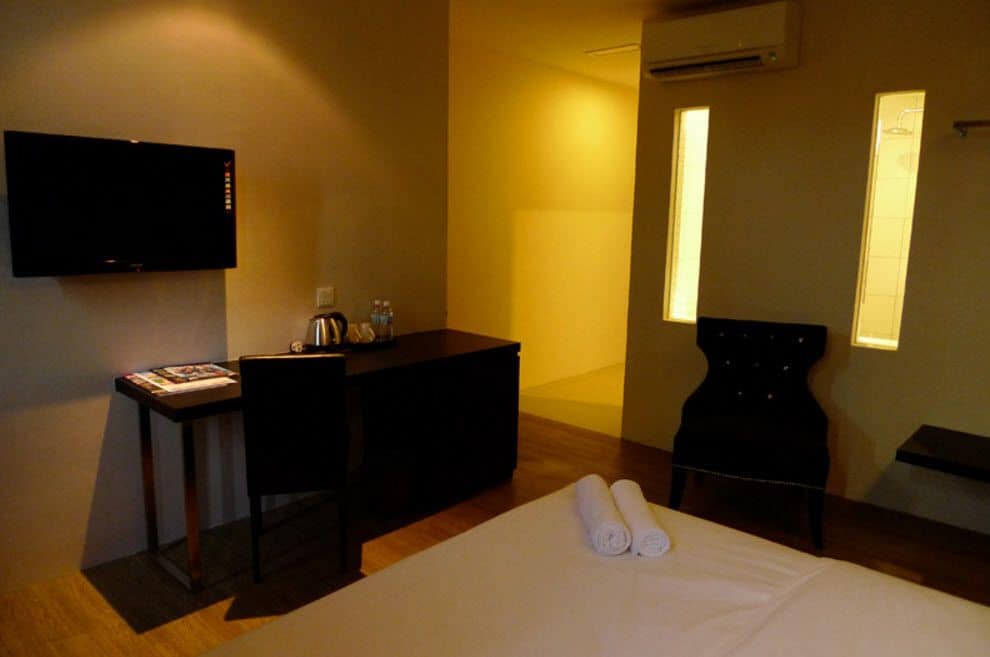 Hotel Austin Paradise