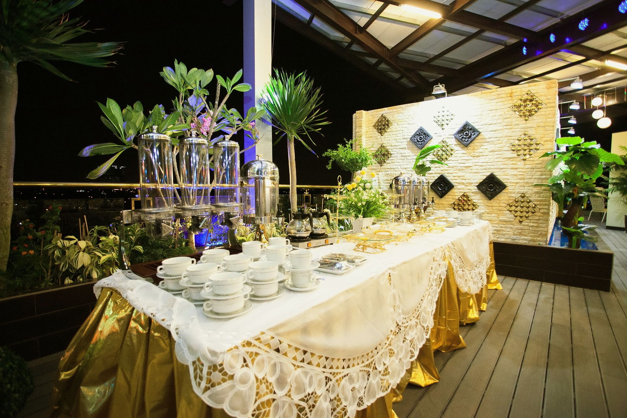 Lace Boutique Hotel