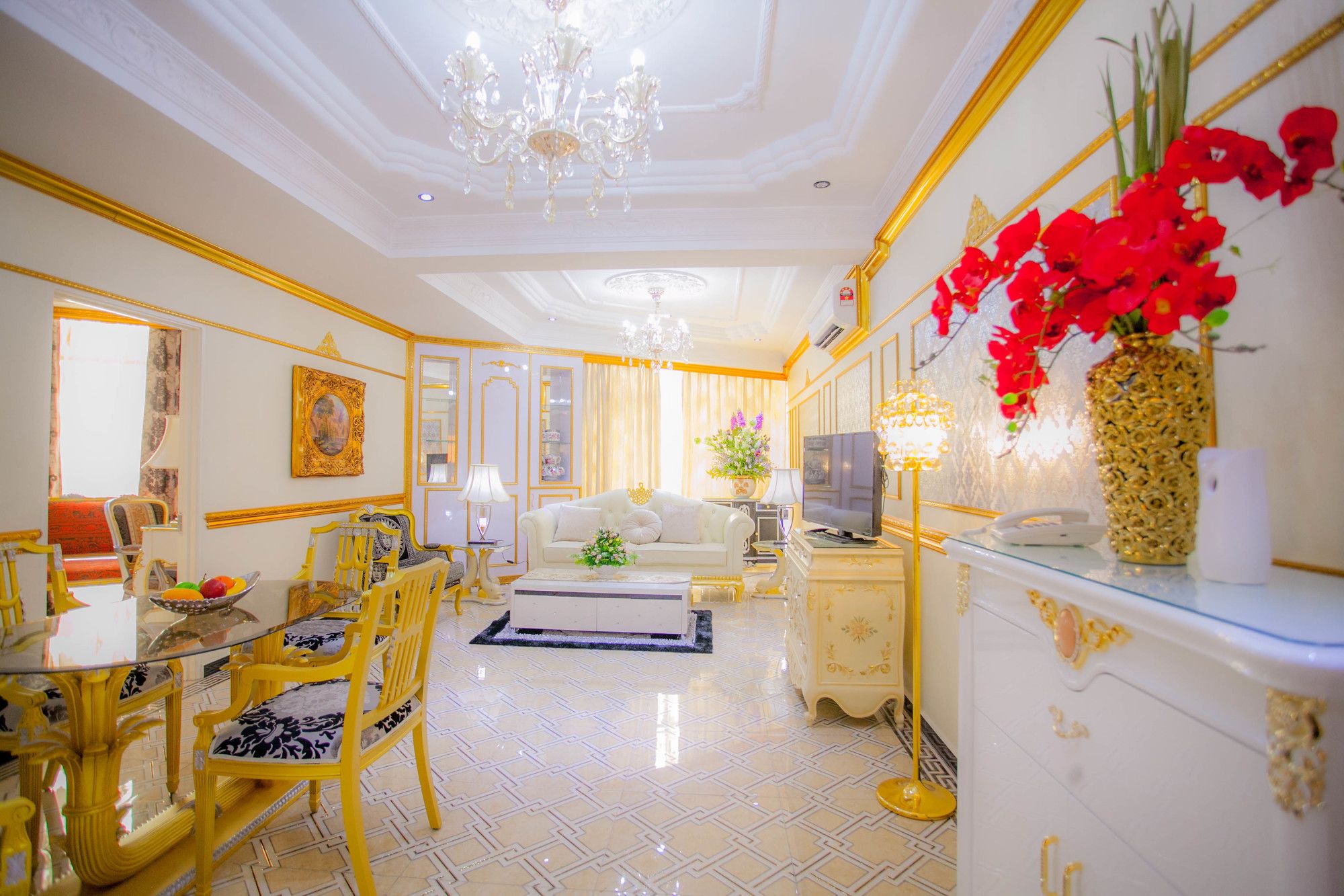 Lace Boutique Hotel
