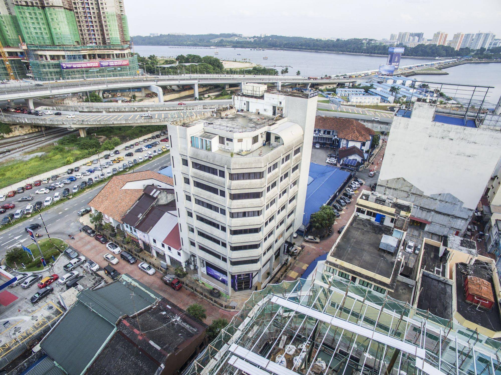 New Boutique Hotel