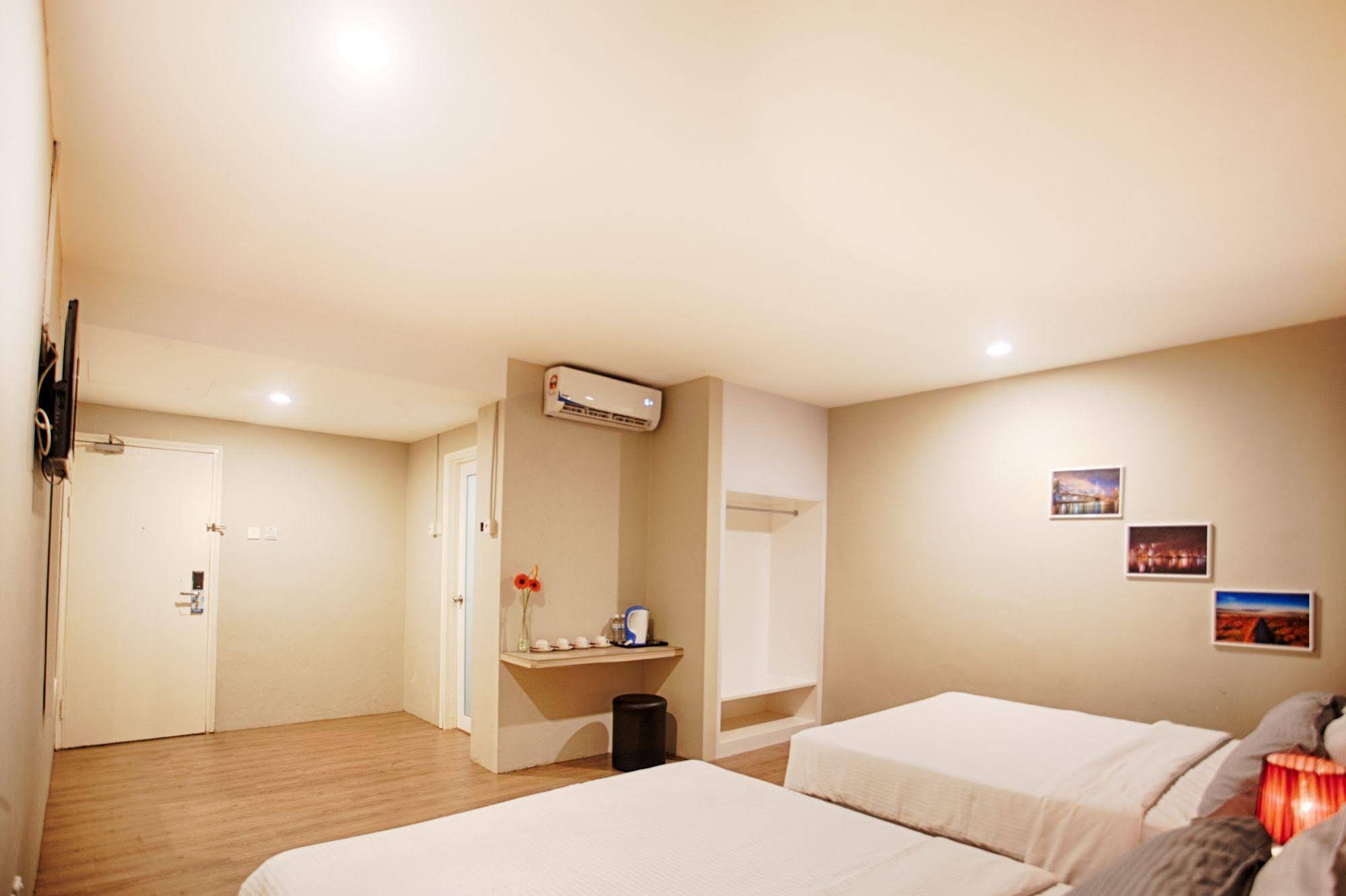 New Boutique Hotel
