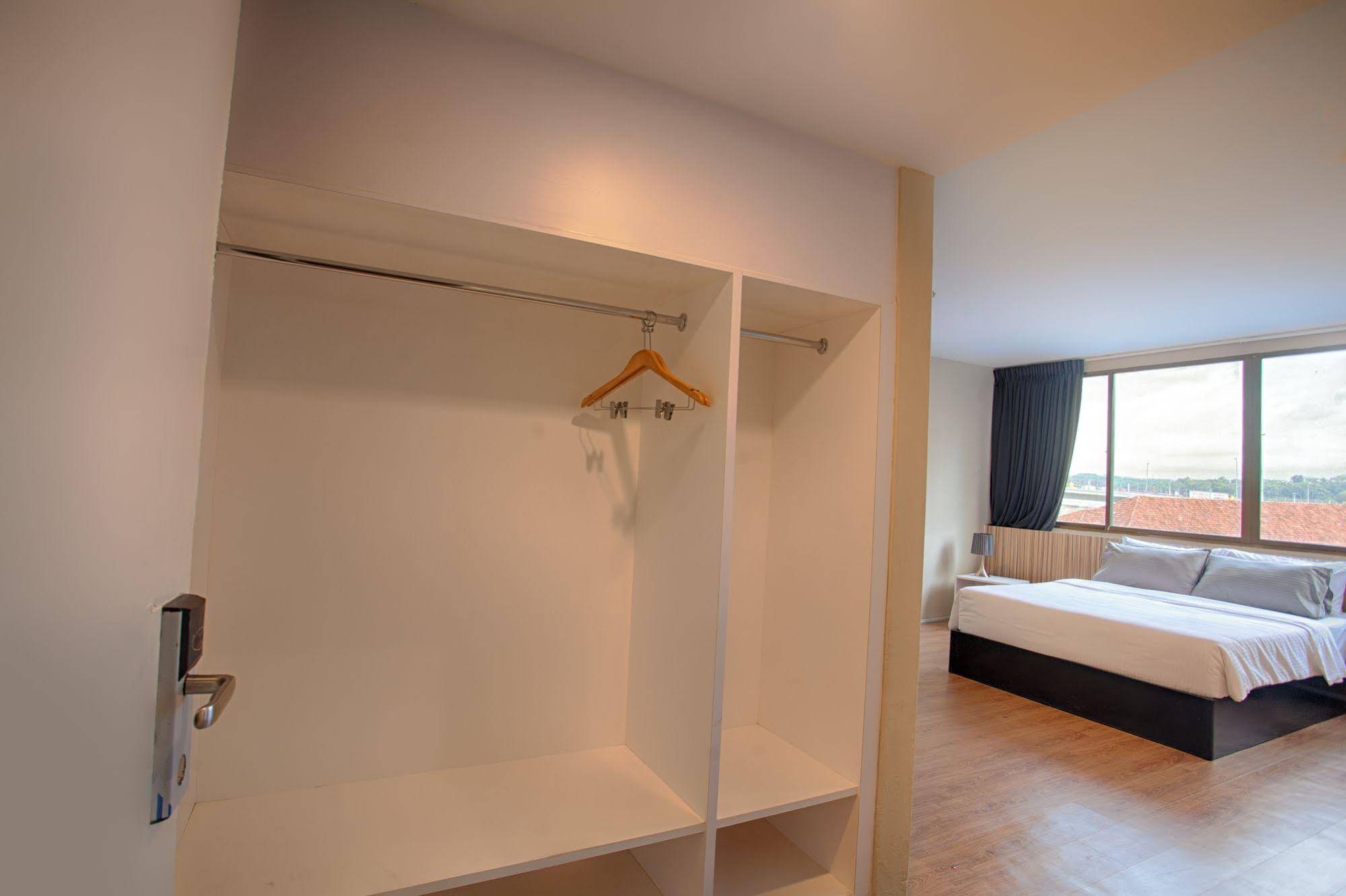 New Boutique Hotel