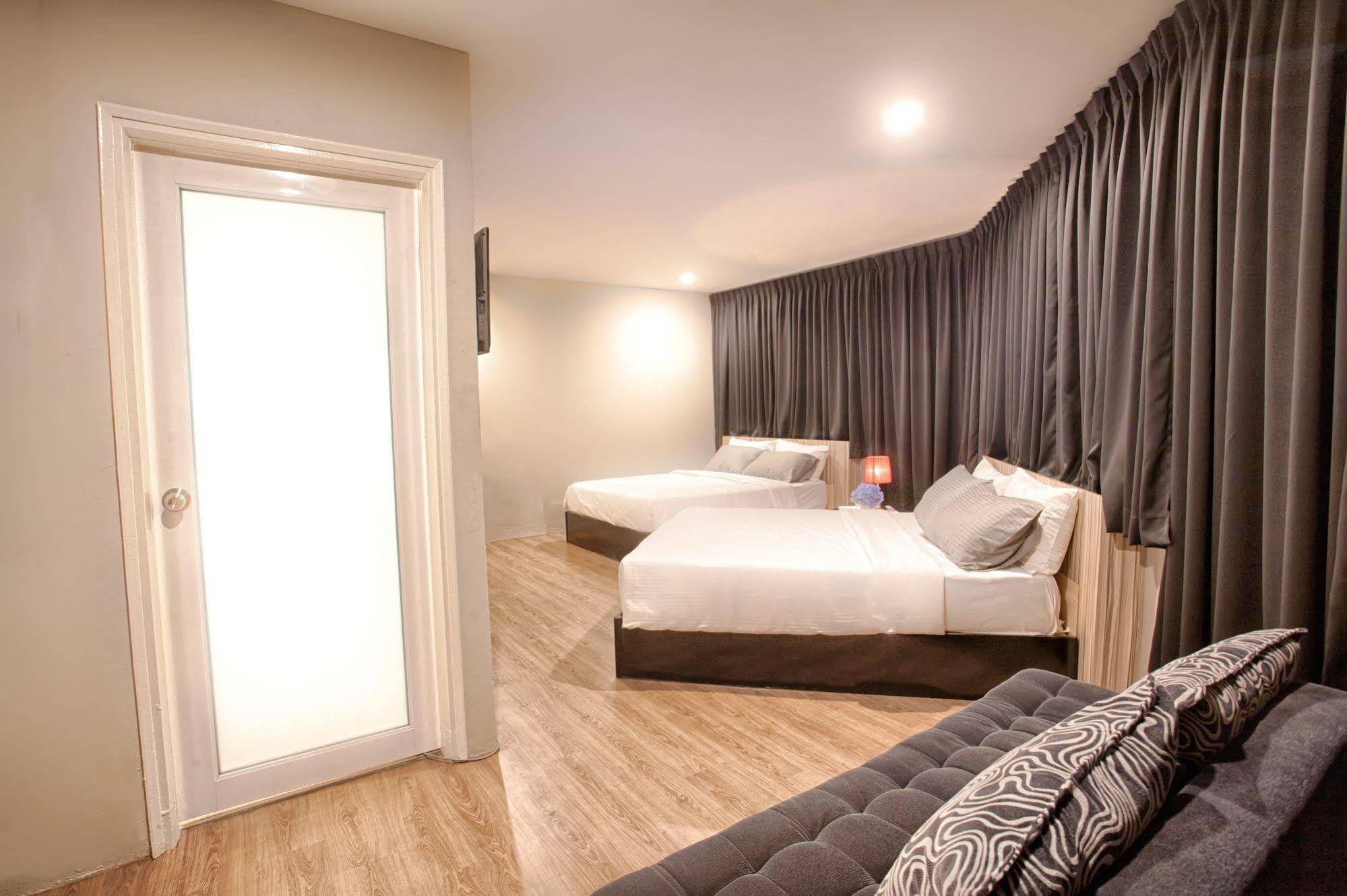 New Boutique Hotel