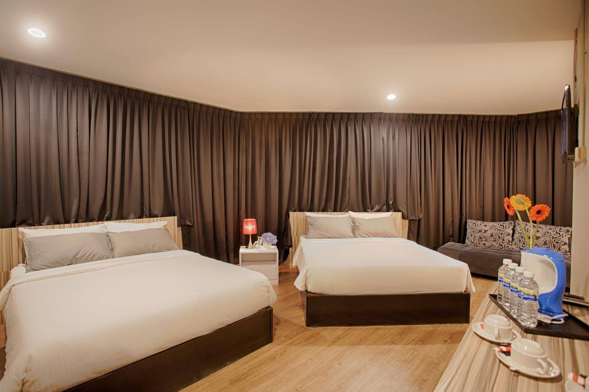 New Boutique Hotel