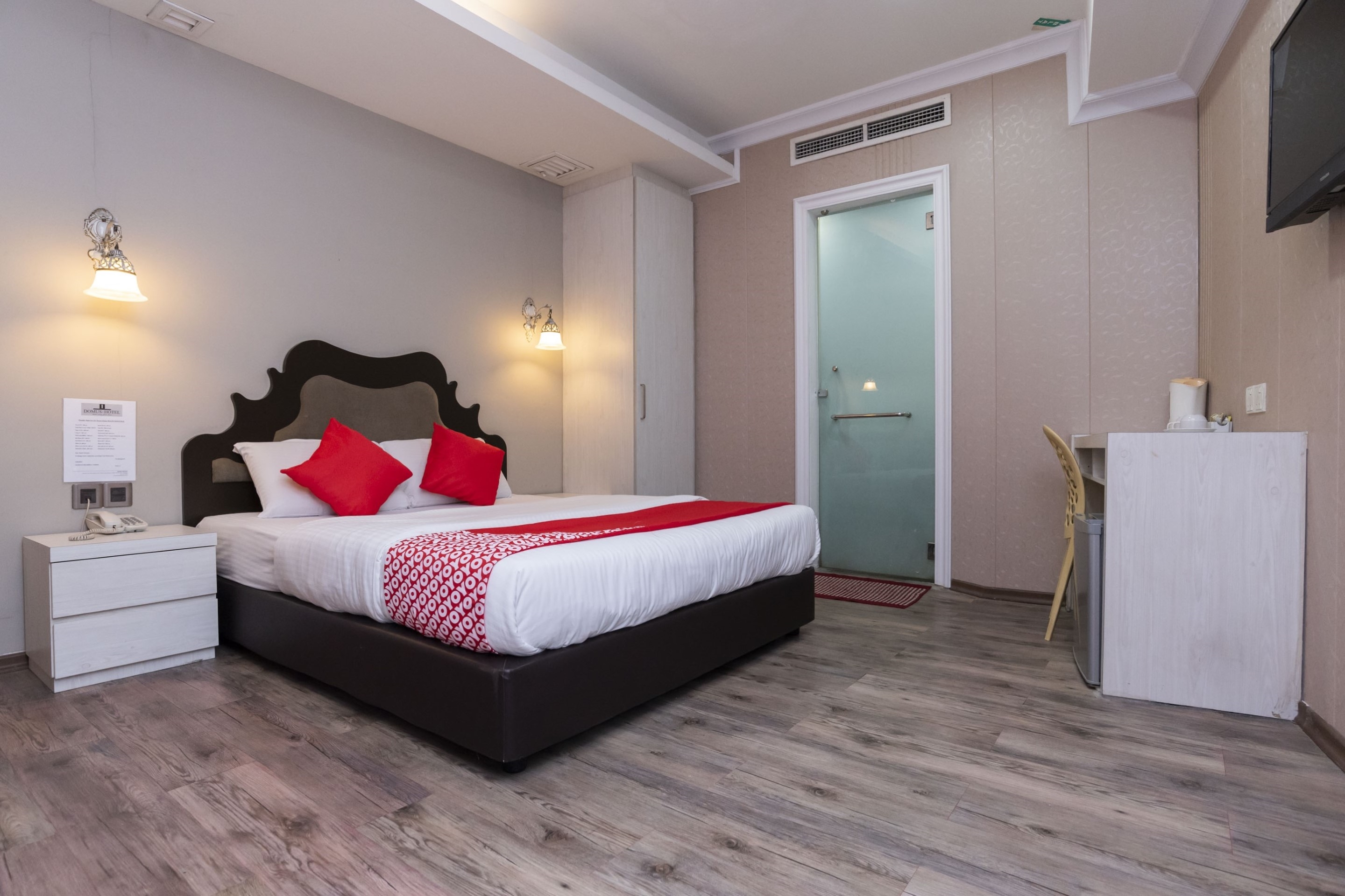 OYO 519 Domus Hotel