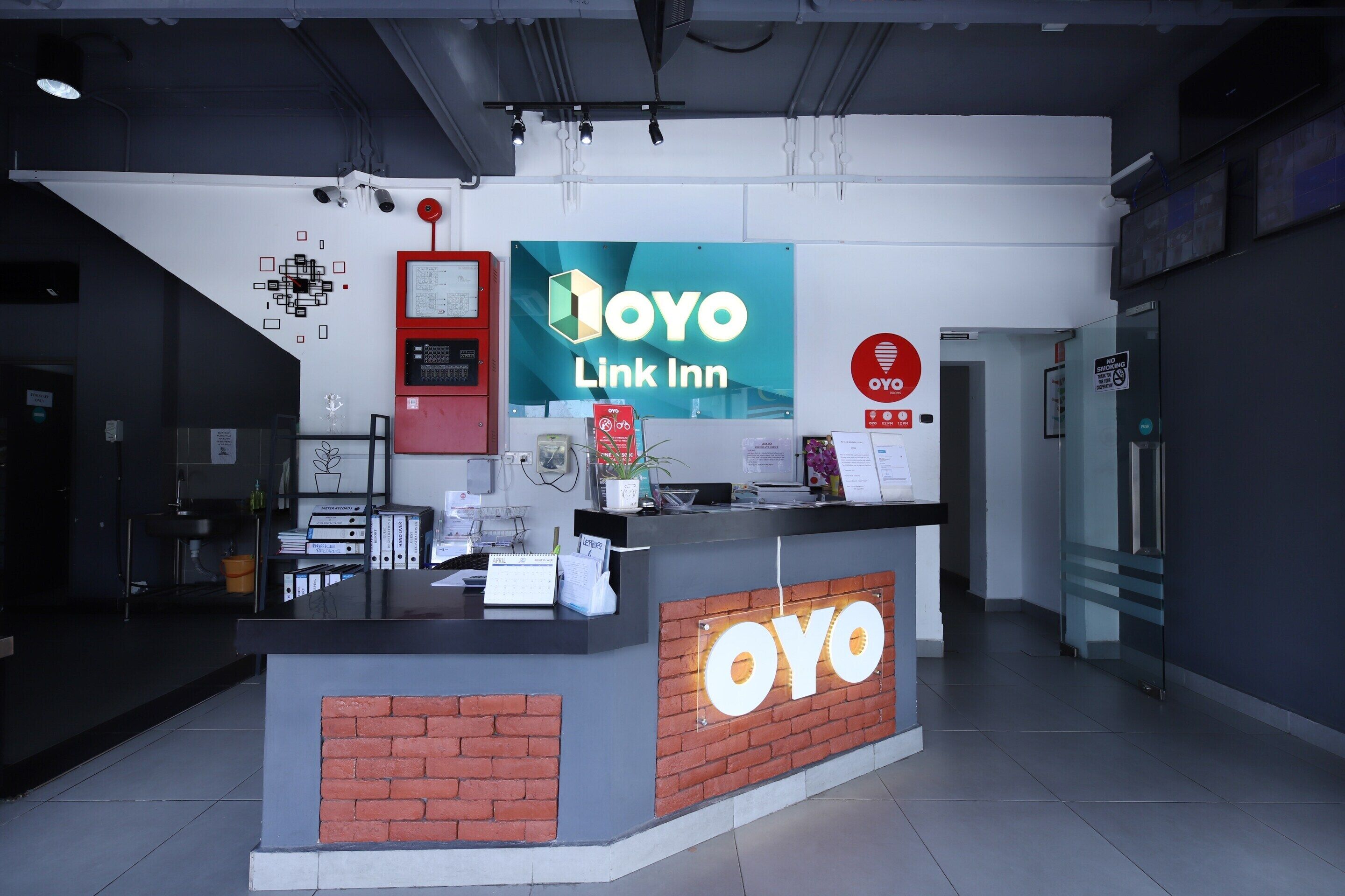 OYO 90848 Link Suite