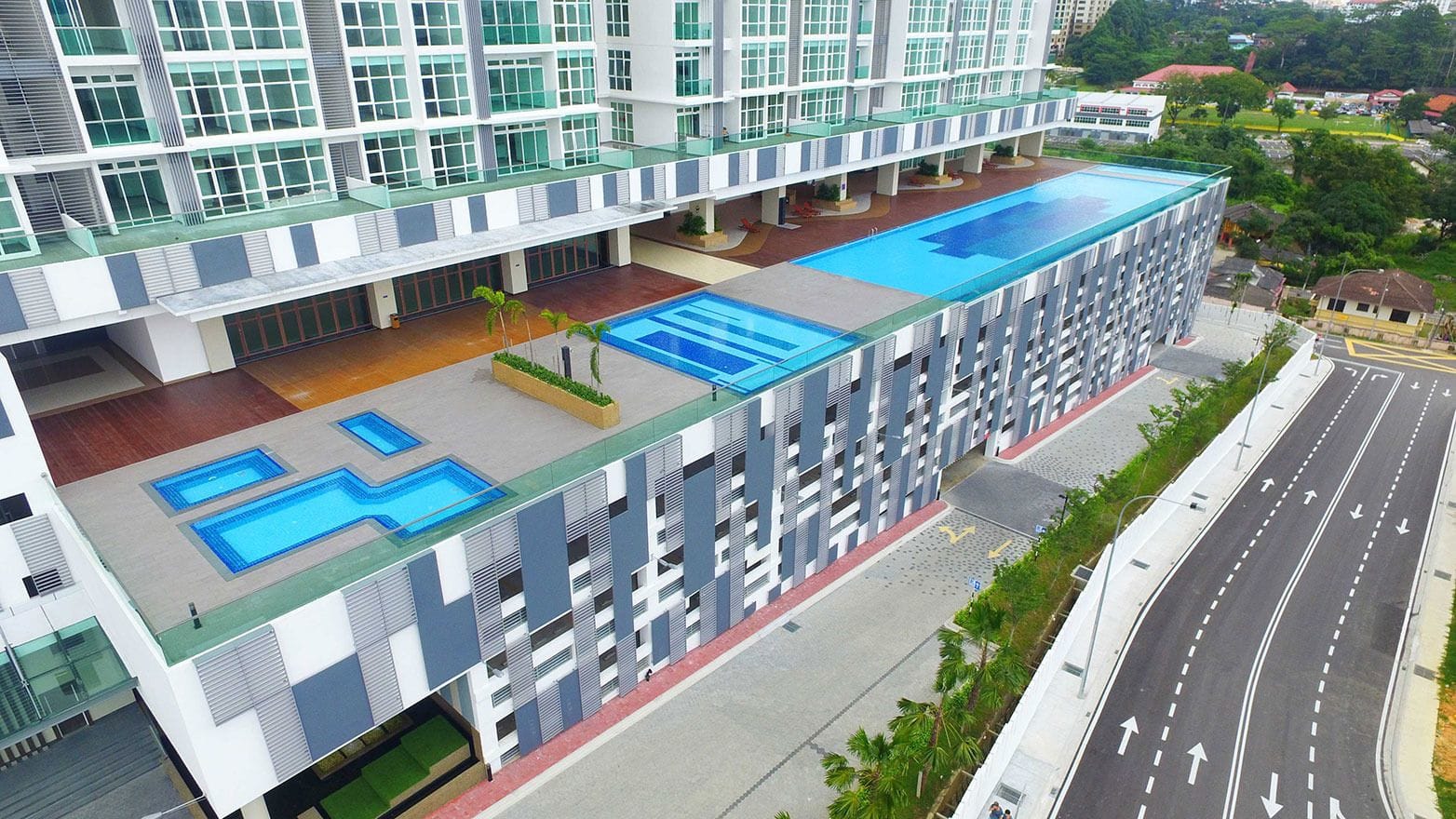 Paragon Serviced Suites @ Straits View