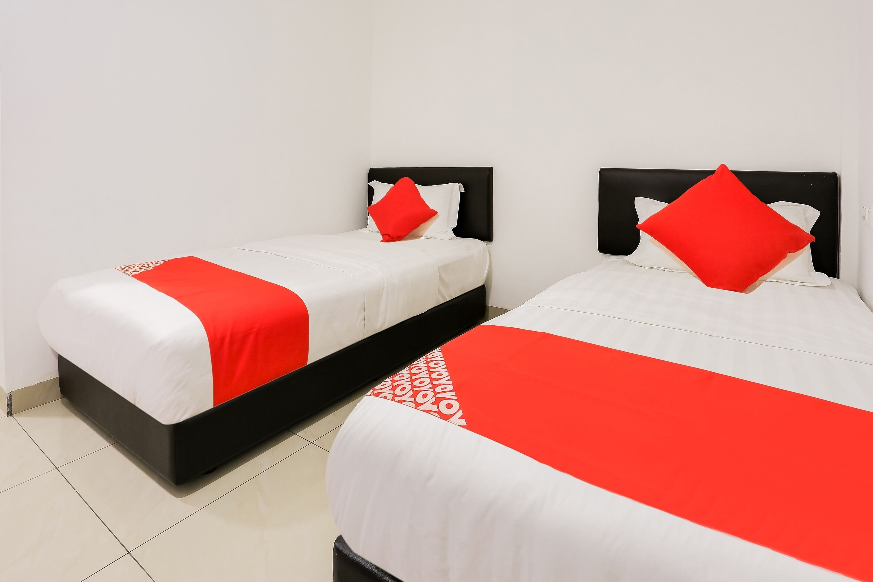 Rich Hotel by OYO Rooms