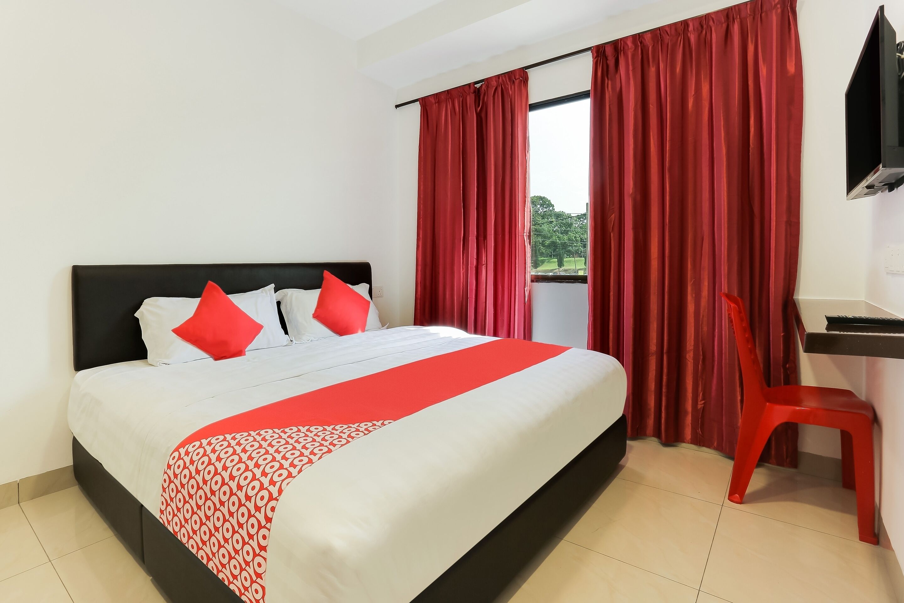 Rich Hotel by OYO Rooms