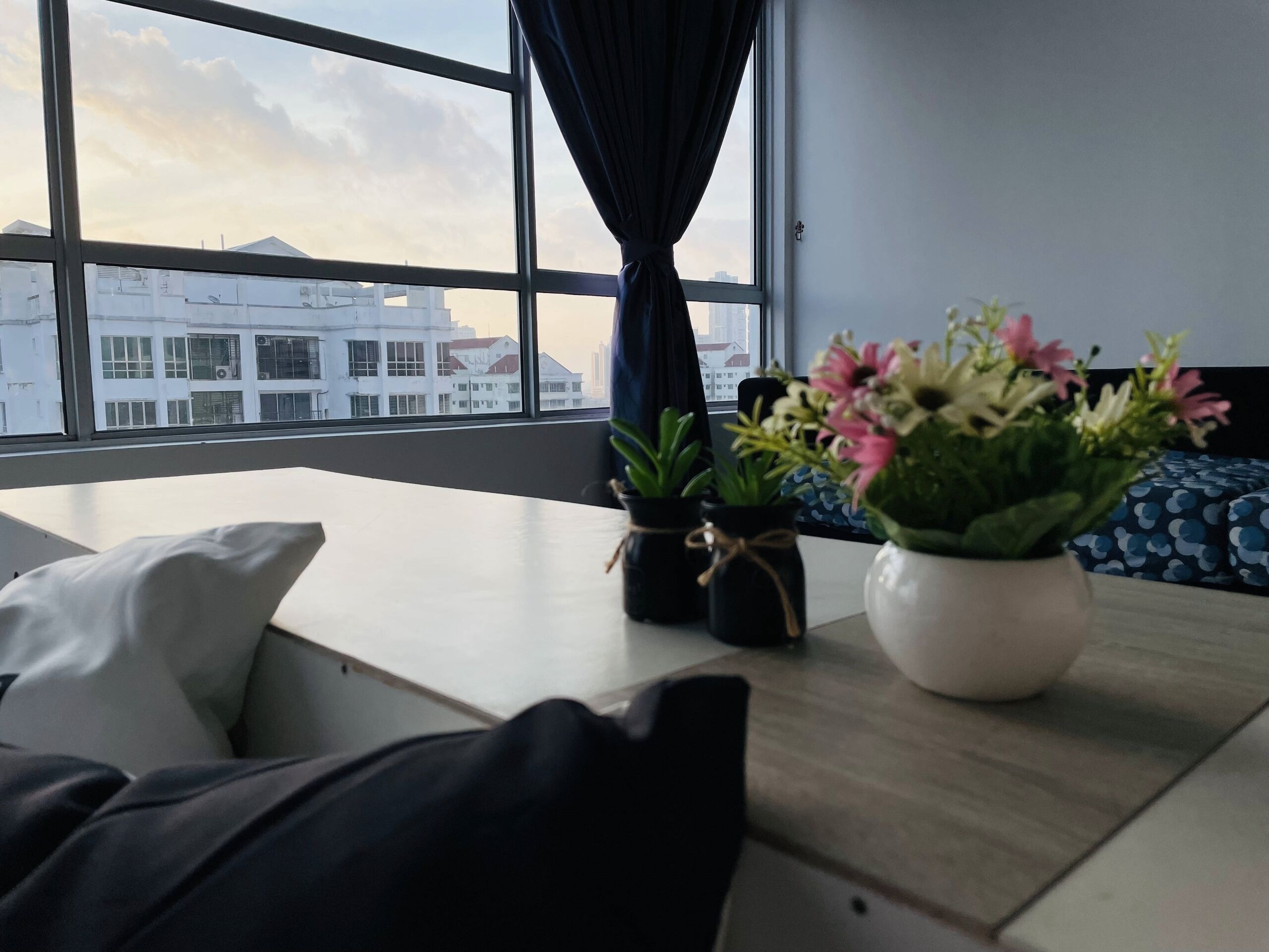 Suriamas Suites Condominum by OYO Rooms