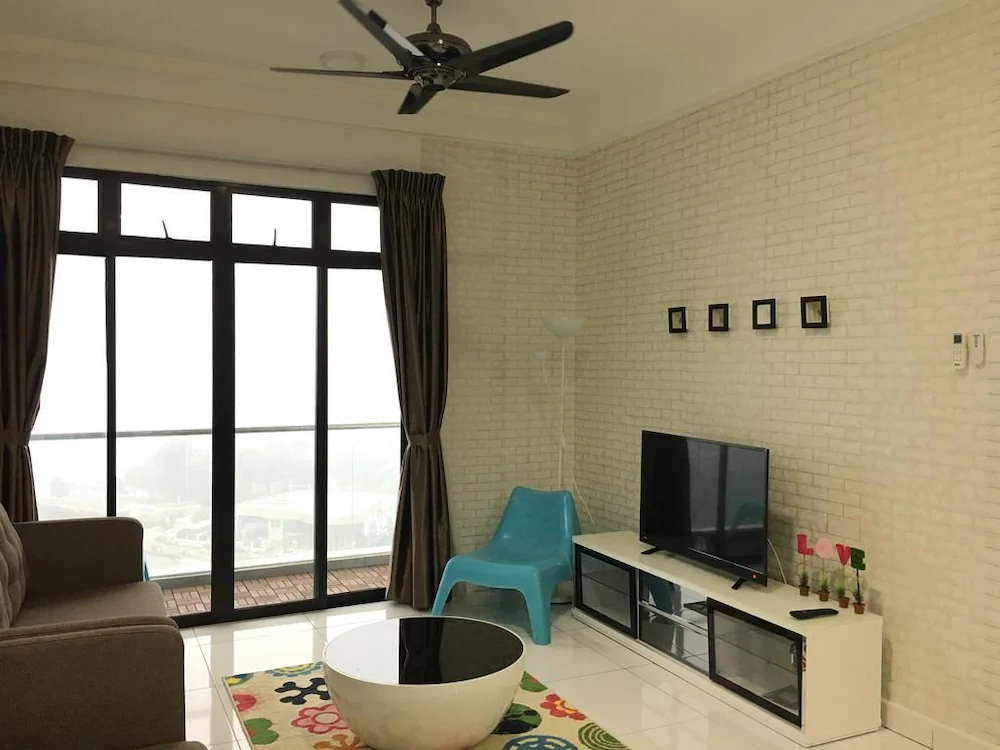 The Platino by YOYO Homestay