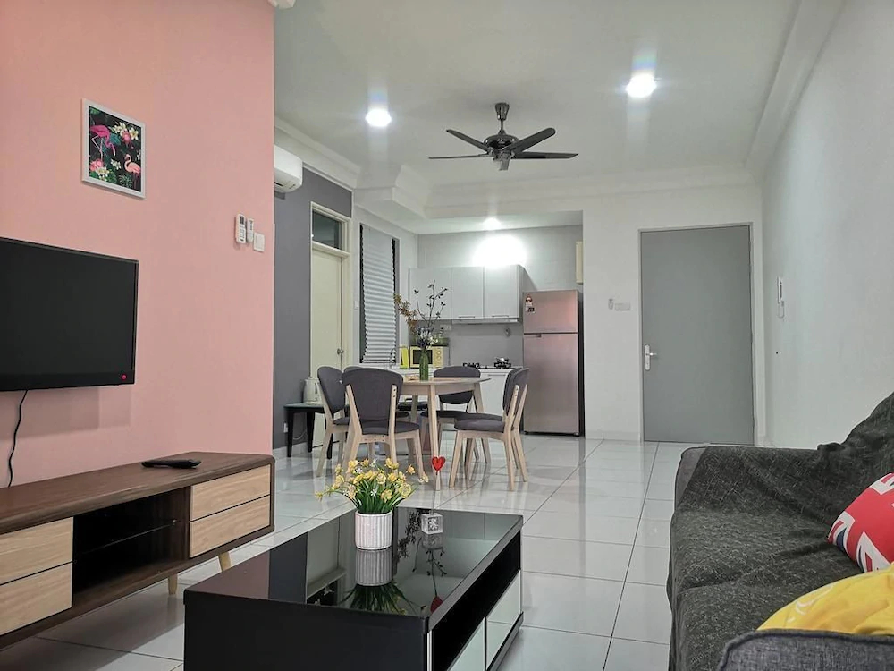 The Platino by YOYO Homestay